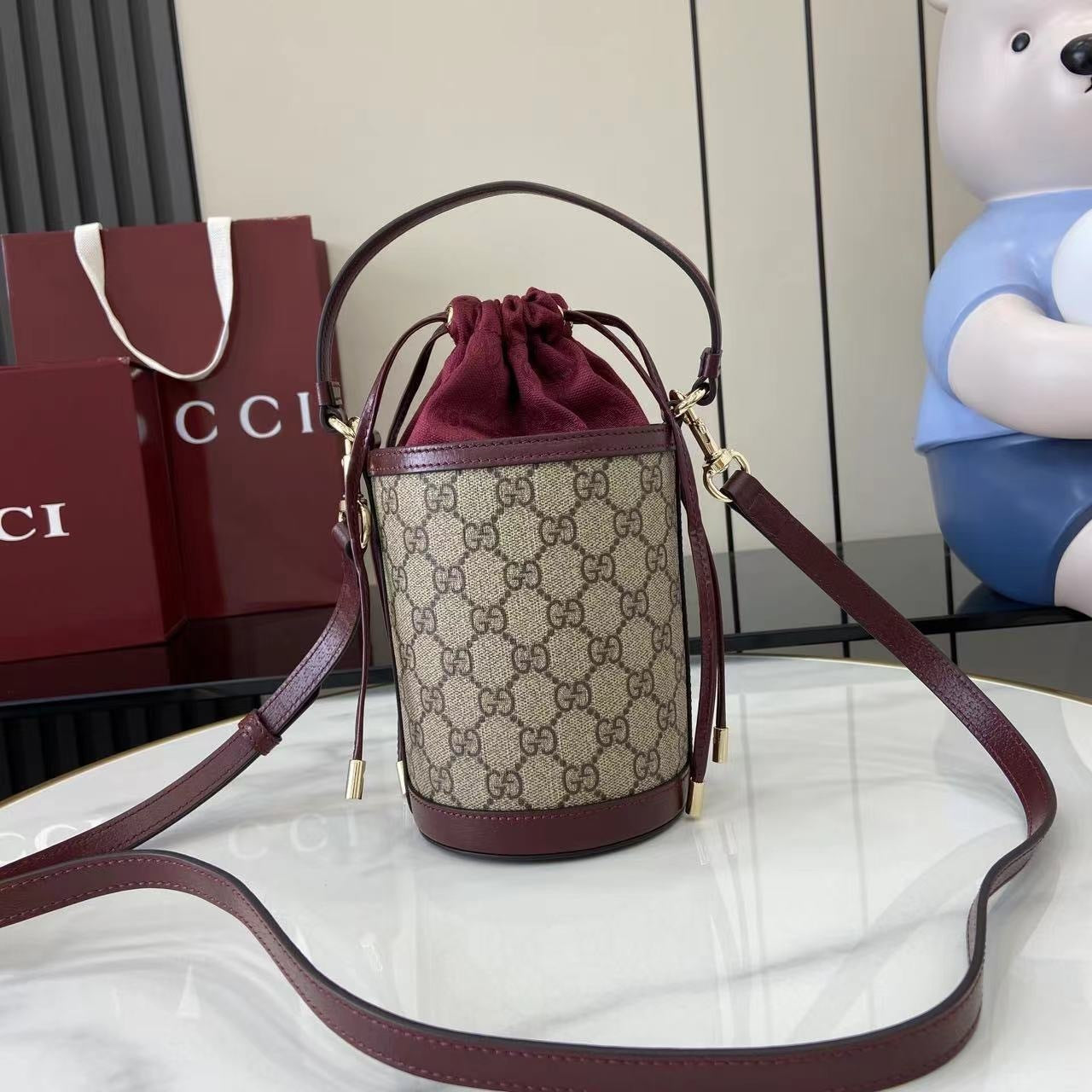 Gucci Beige Ebony GG Supreme Canvas Bucket Bag With Burgundy Suede And Web Stripe 838462