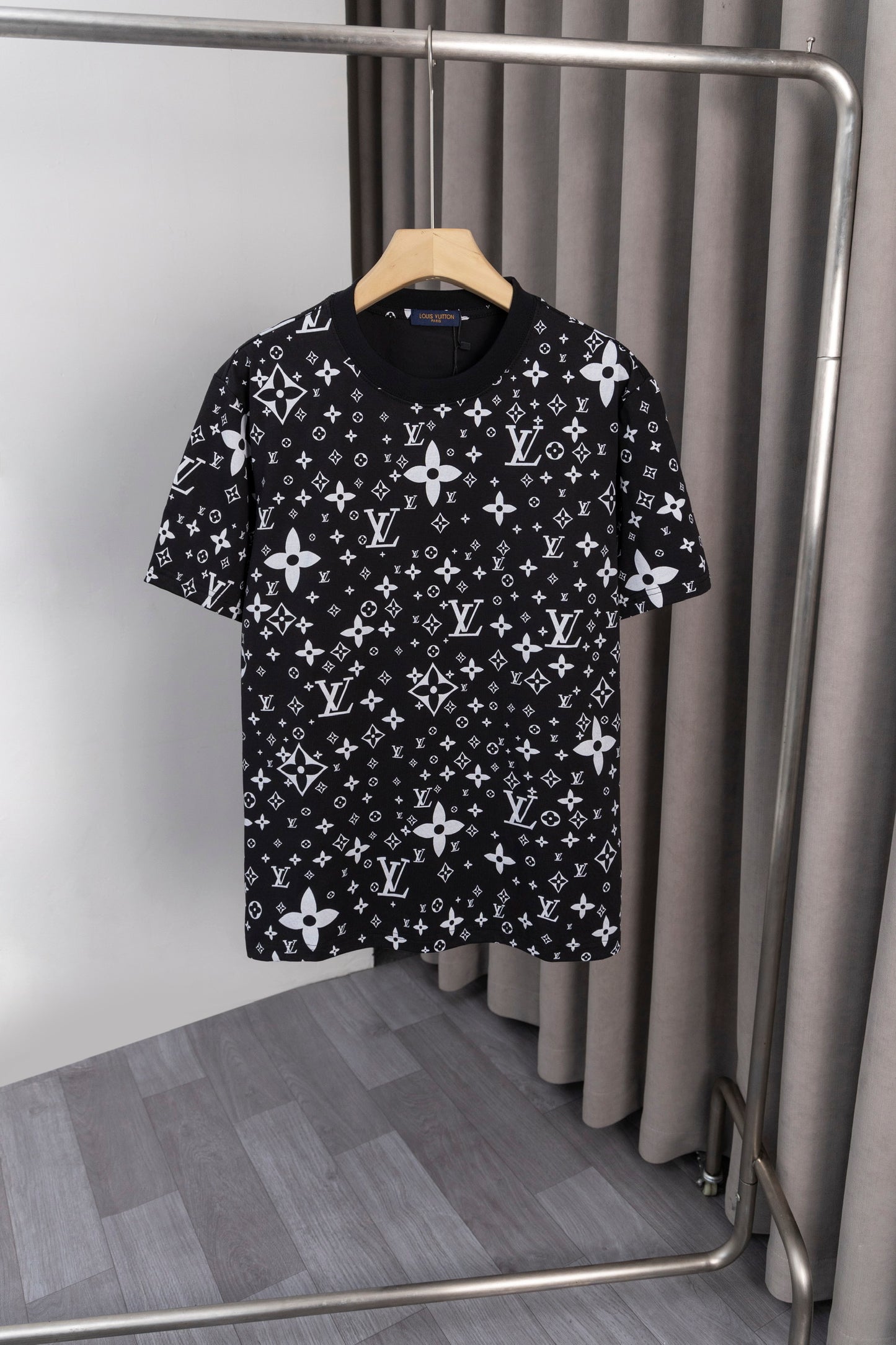 Louis Vuitton Monogram Printed White Short Sleeve T Shirt for Fashion Enthusiasts