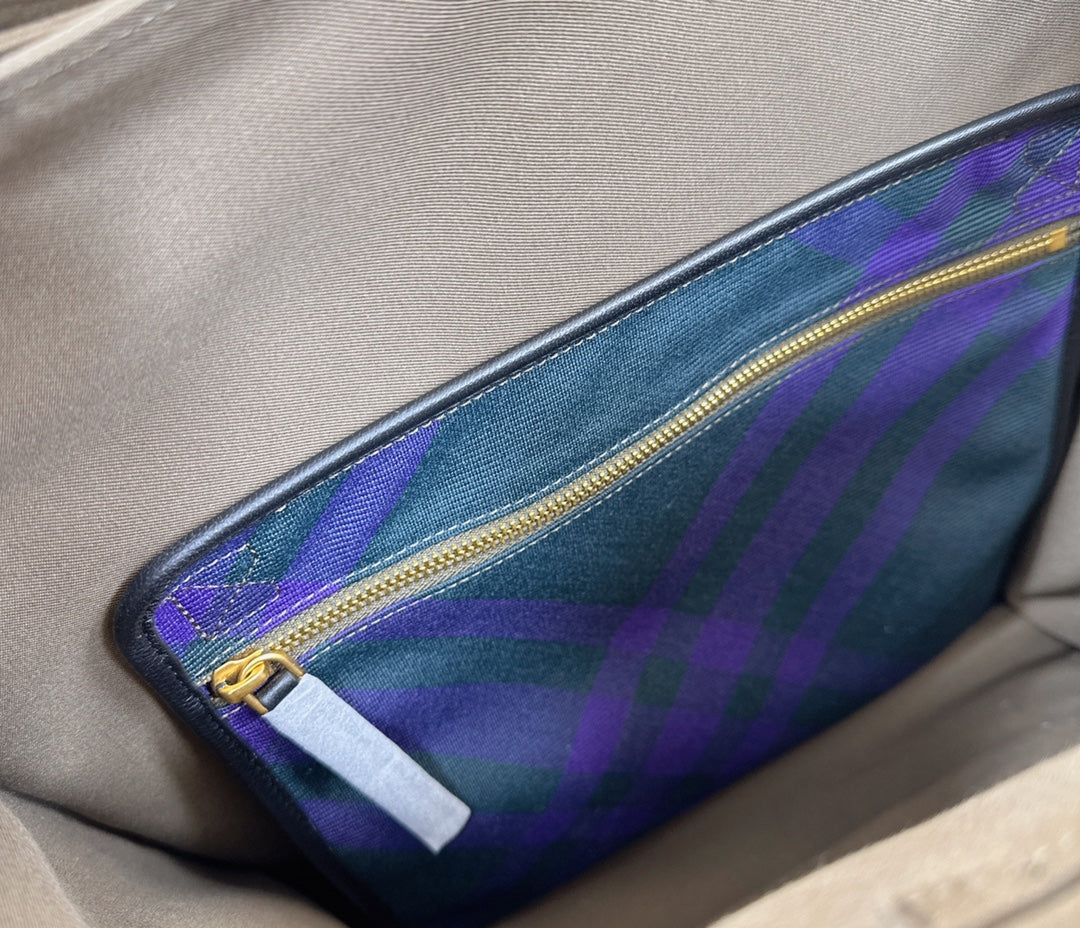 Burberry Gray Canvas Crossbody Bag With Gold Accents For Timeless Fashion And Practical Use Style No.1440