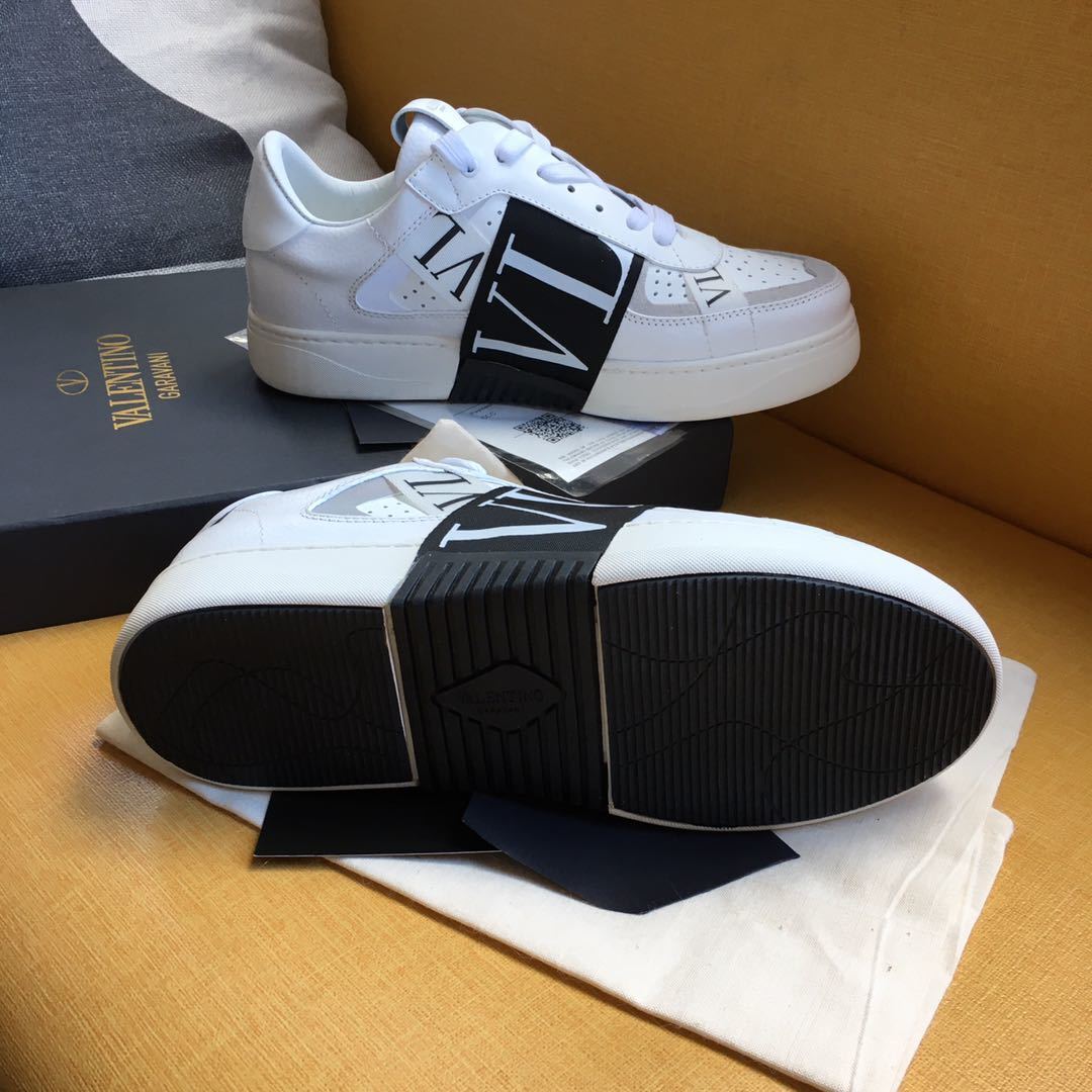 Valentino Unisex Sneakers VLTN Logo Luxury Fashion Sneakers