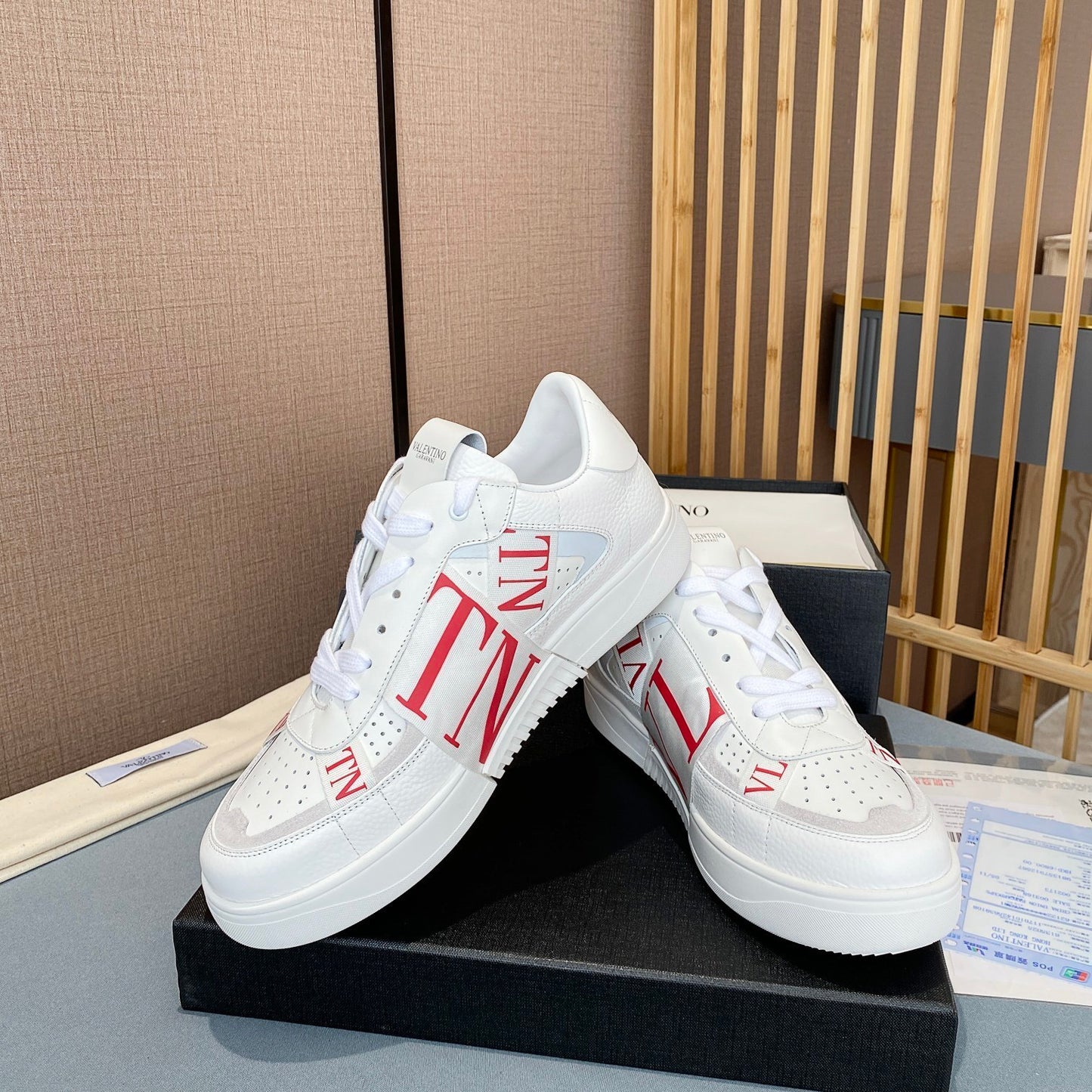 Valentino Unisex Sneakers VLTN Logo Luxury Fashion Sneakers