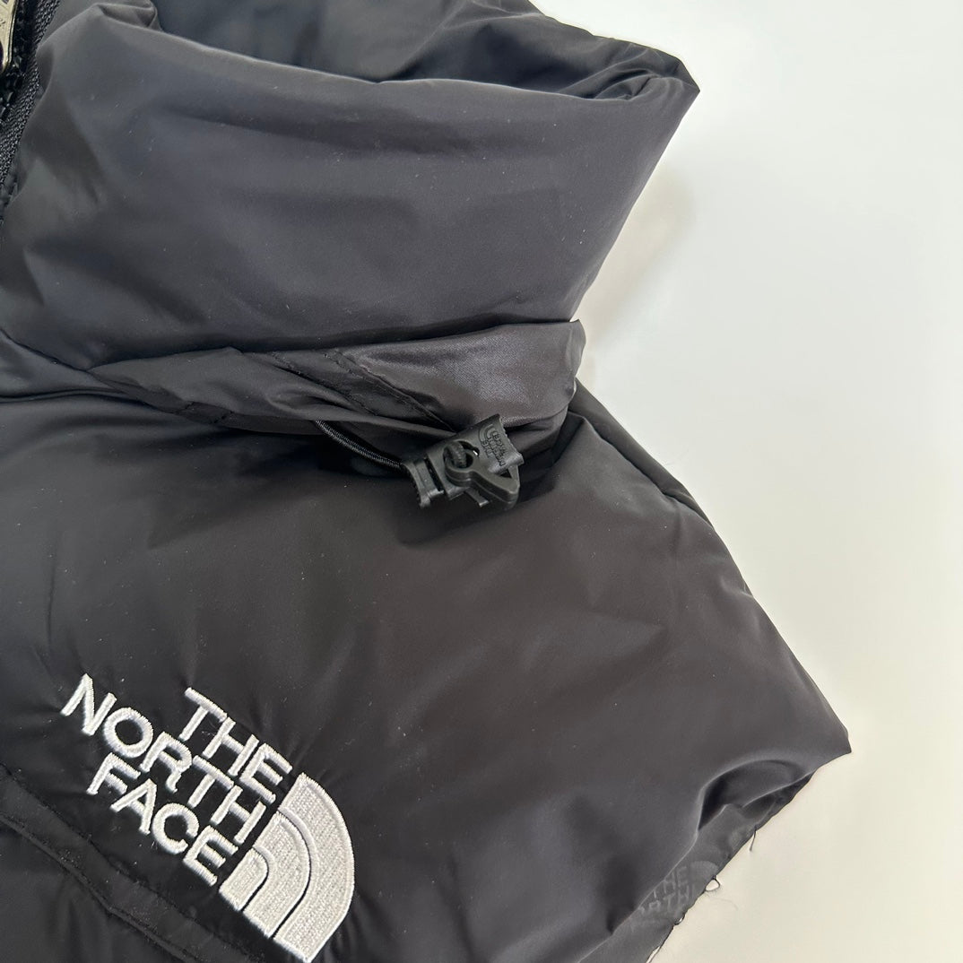 The North Face Black Puffer Vest Stylish Warm Winter Outerwear