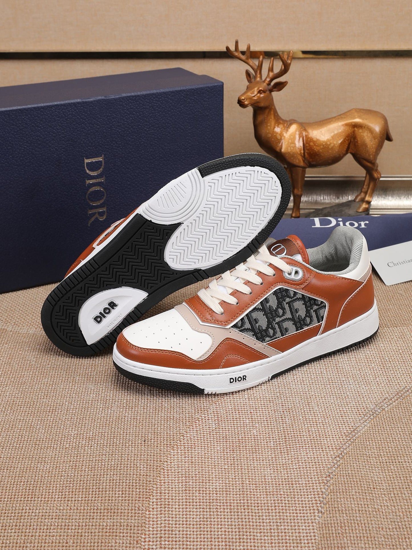 Dior Mens Sneakers Luxury Leather Casual Shoes With Oblique Pattern