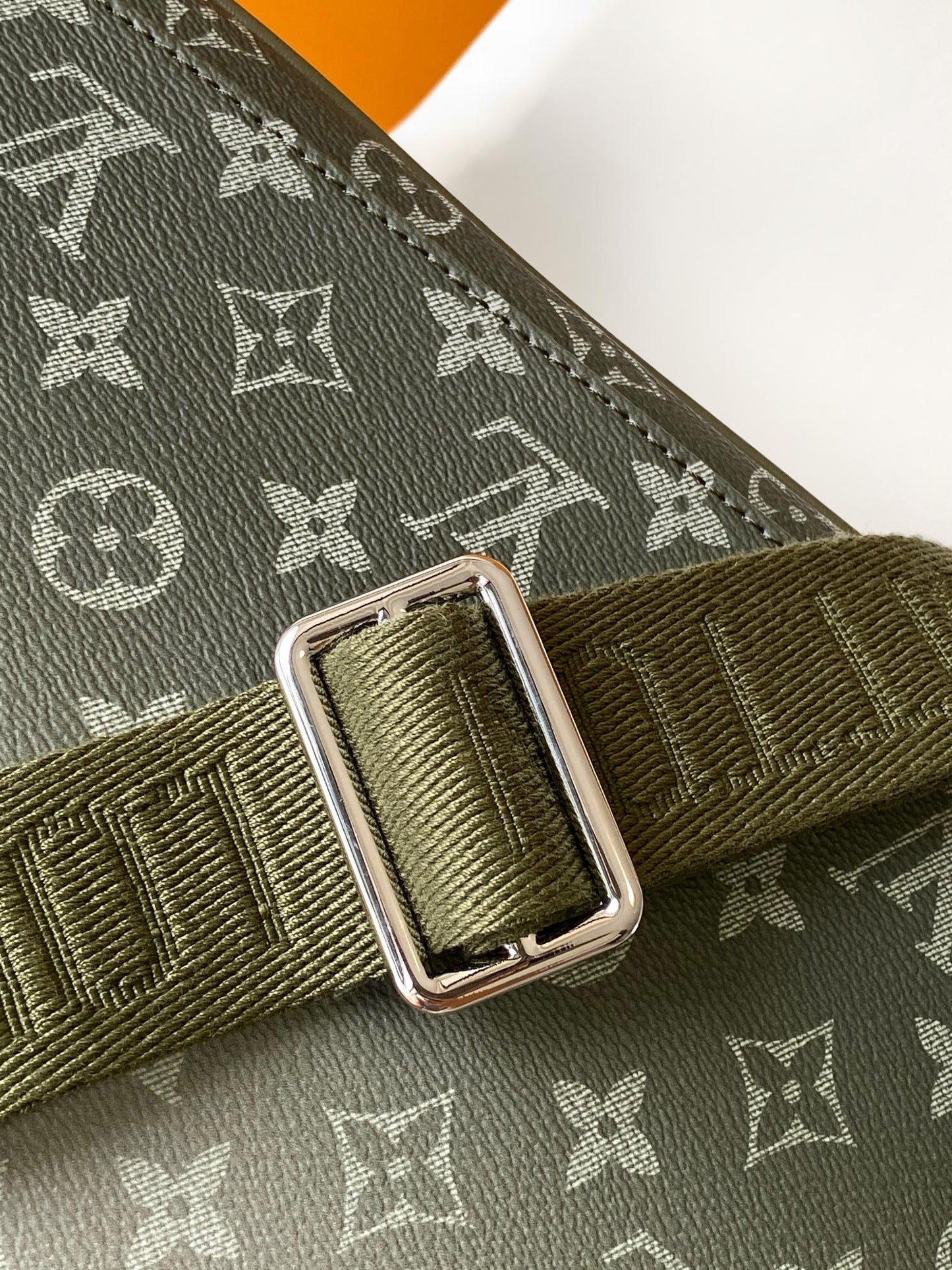 Louis Vuitton Monogram Canvas Crossbody Bag with Green Strap for Trendy Daily Looks M11593
