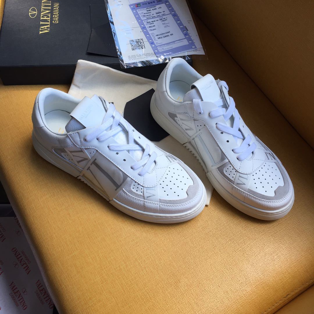 Valentino Unisex Sneakers VLTN Logo Luxury Fashion Sneakers