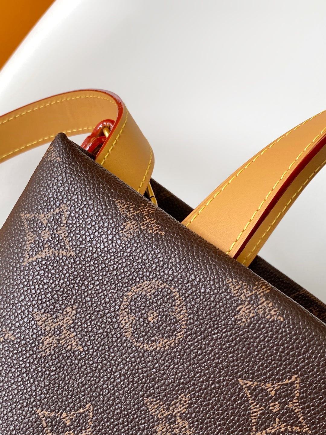 Elegant Louis Vuitton Monogram Canvas Tote Bag With Leather Handles And Gold Branding
