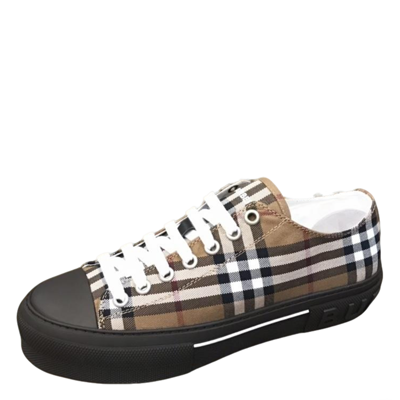 Burberry Unisex Plaid Canvas Sneakers Fashionable Versatile Footwear For Men And Women With Iconic Check Pattern