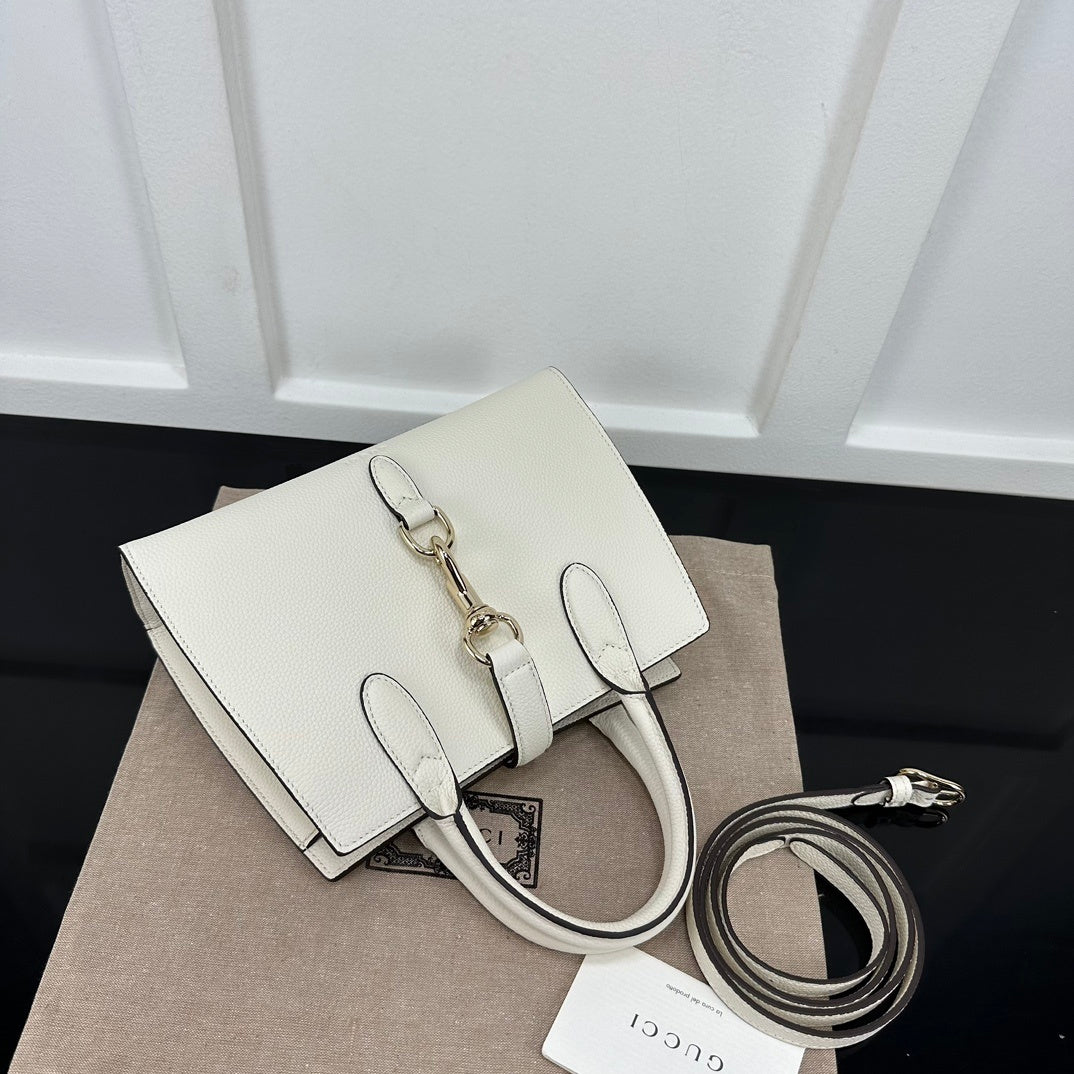 Gucci White Pebbled Leather Top Handle Bag With Silver Tone Hardware And Detachable Strap 795349