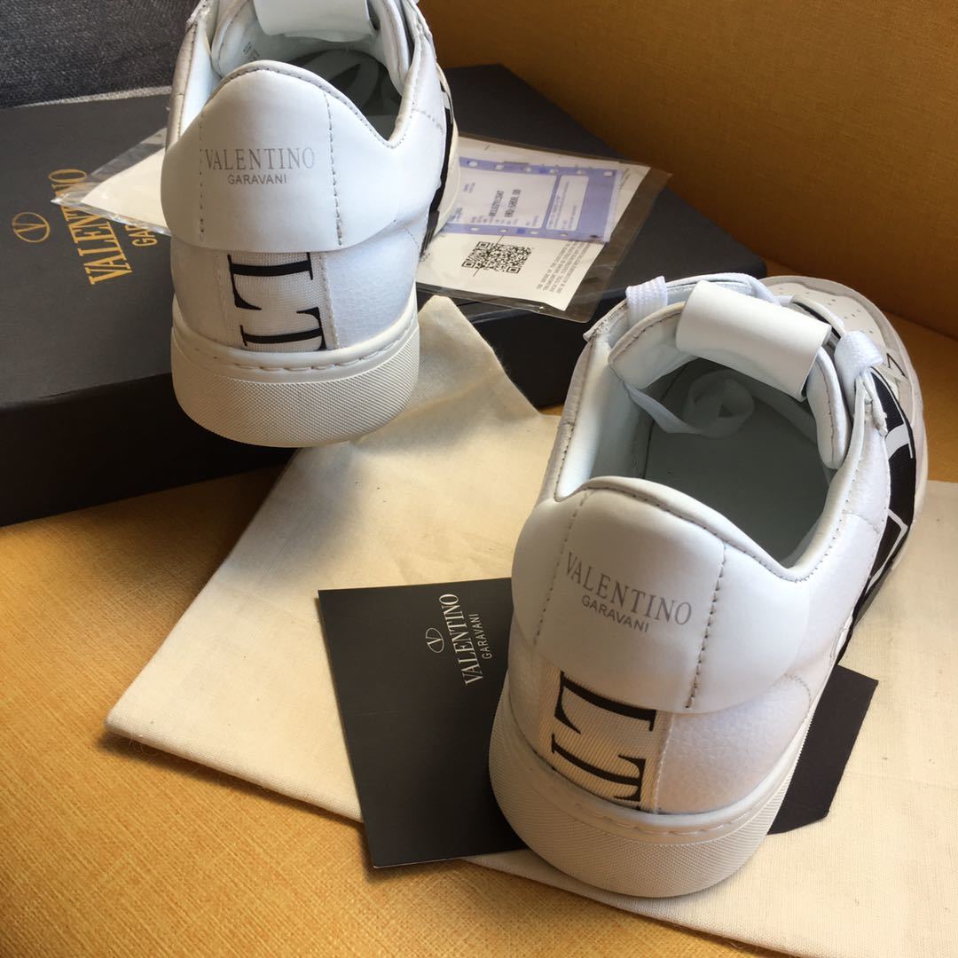 Valentino Unisex Sneakers VLTN Logo Luxury Fashion Sneakers