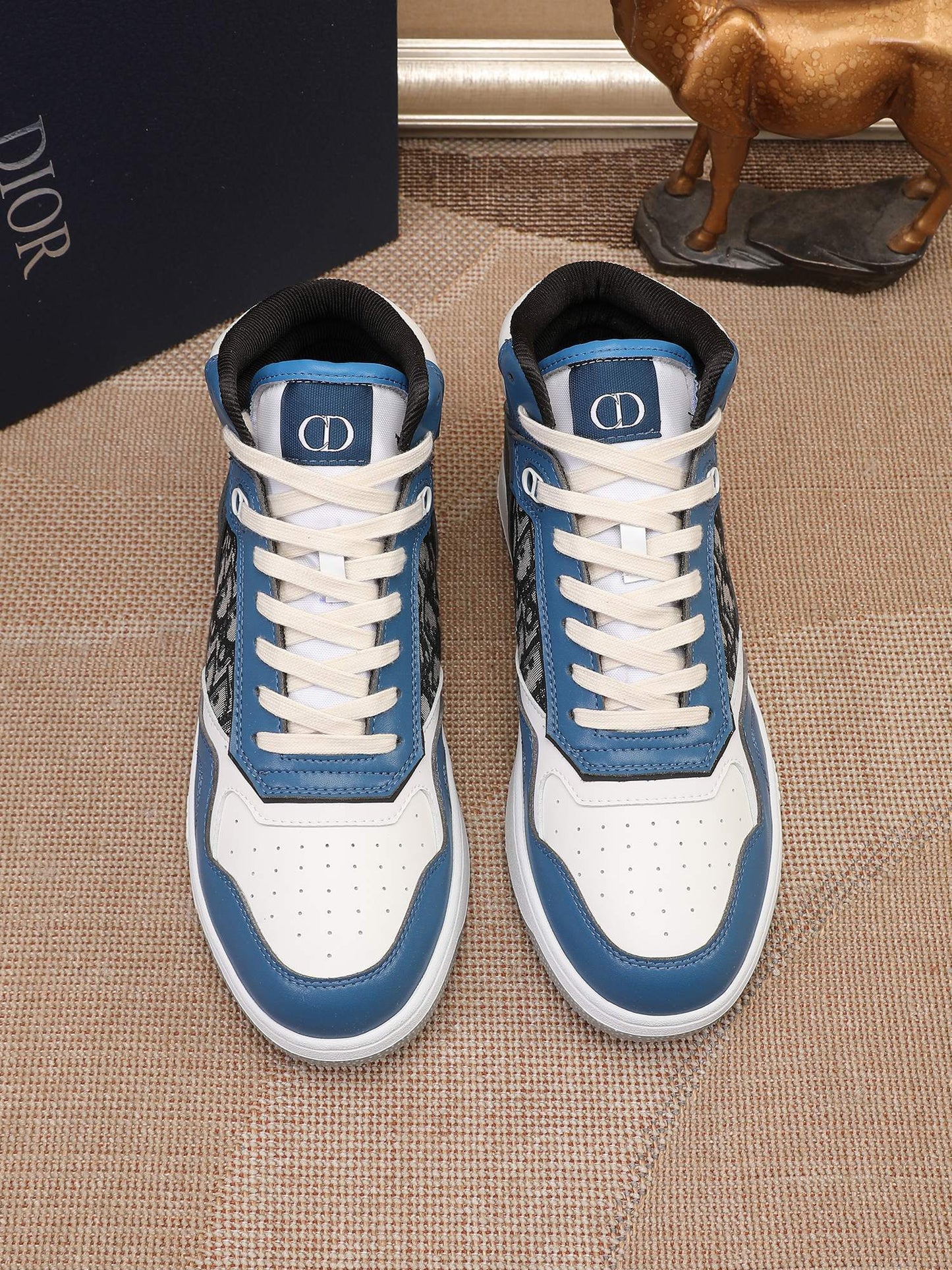 Dior Men's High Top Sneakers with Oblique Pattern and Adjustable Strap