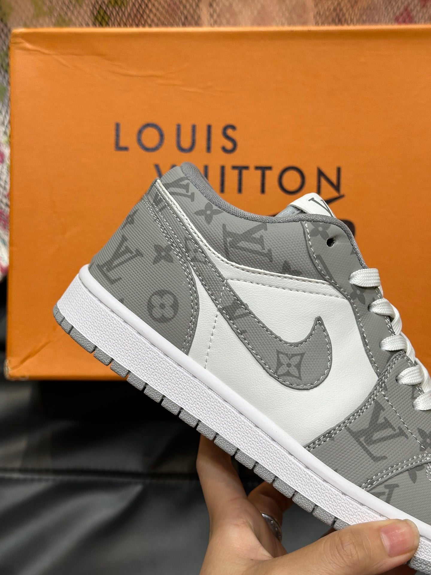 LV x Nike Collaborative Stylish And Comfortable Sneakers