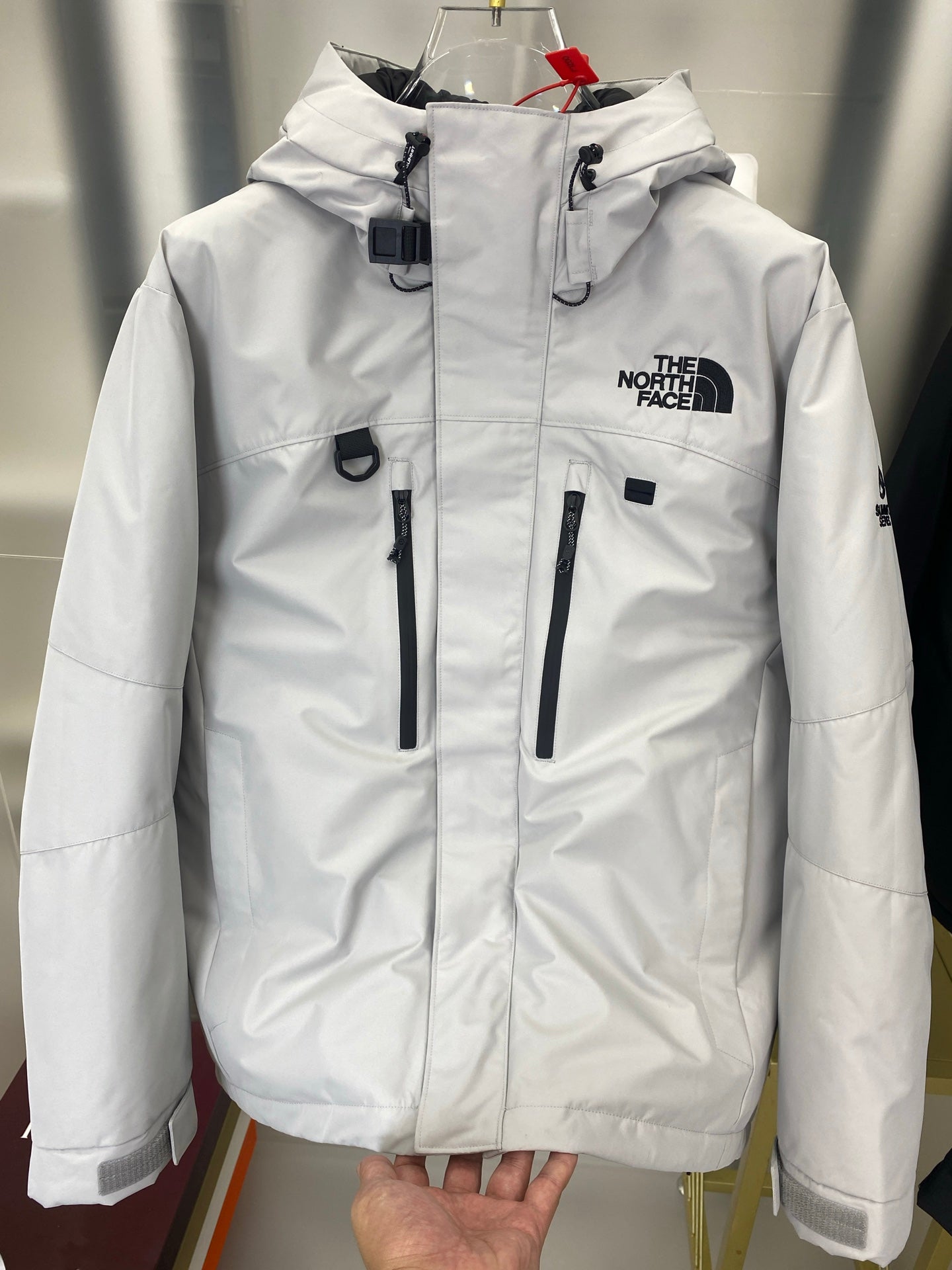 The North Face White Hooded Puffer Jacket Warm Outdoor Winter Coat