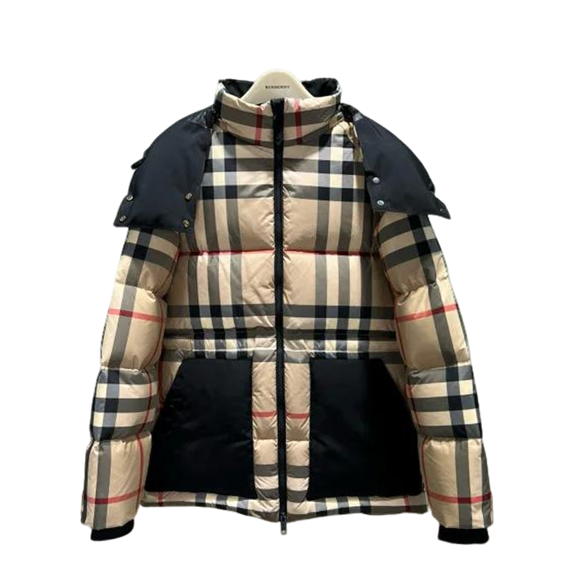 Burberry Iconic Check Pattern Puffer Jacket With Detachable Hood For Winter Fashion