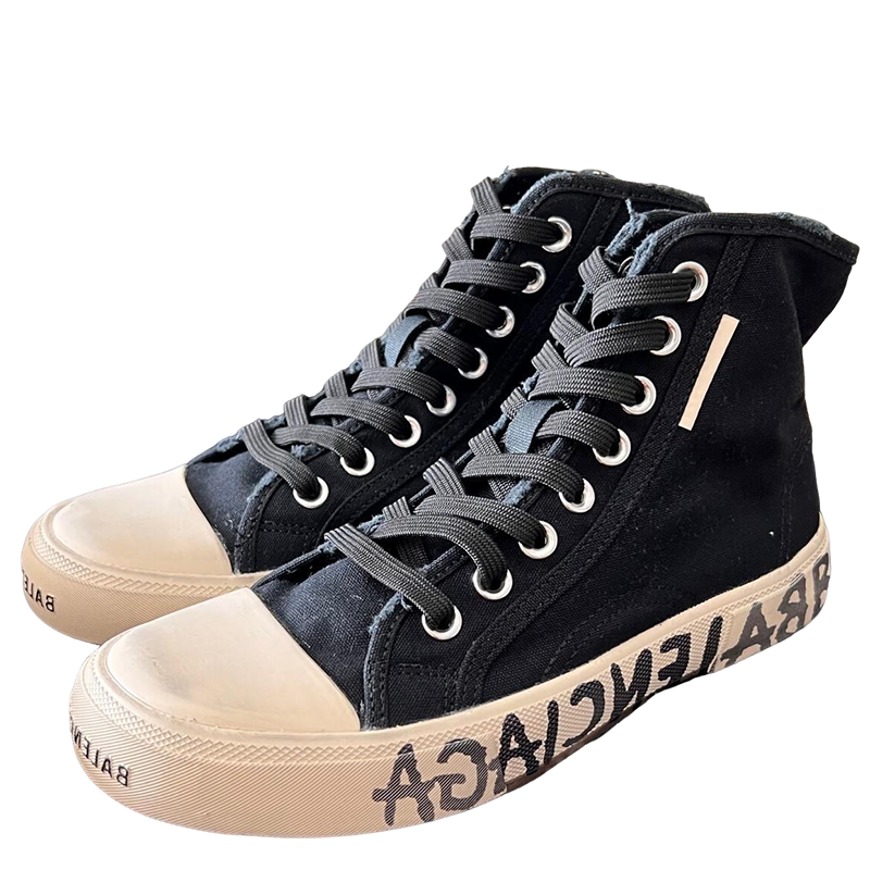 Balenciaga Unisex Black High-Top Canvas Sneakers with Brand Logo Sole for Timeless Luxury Streetwear