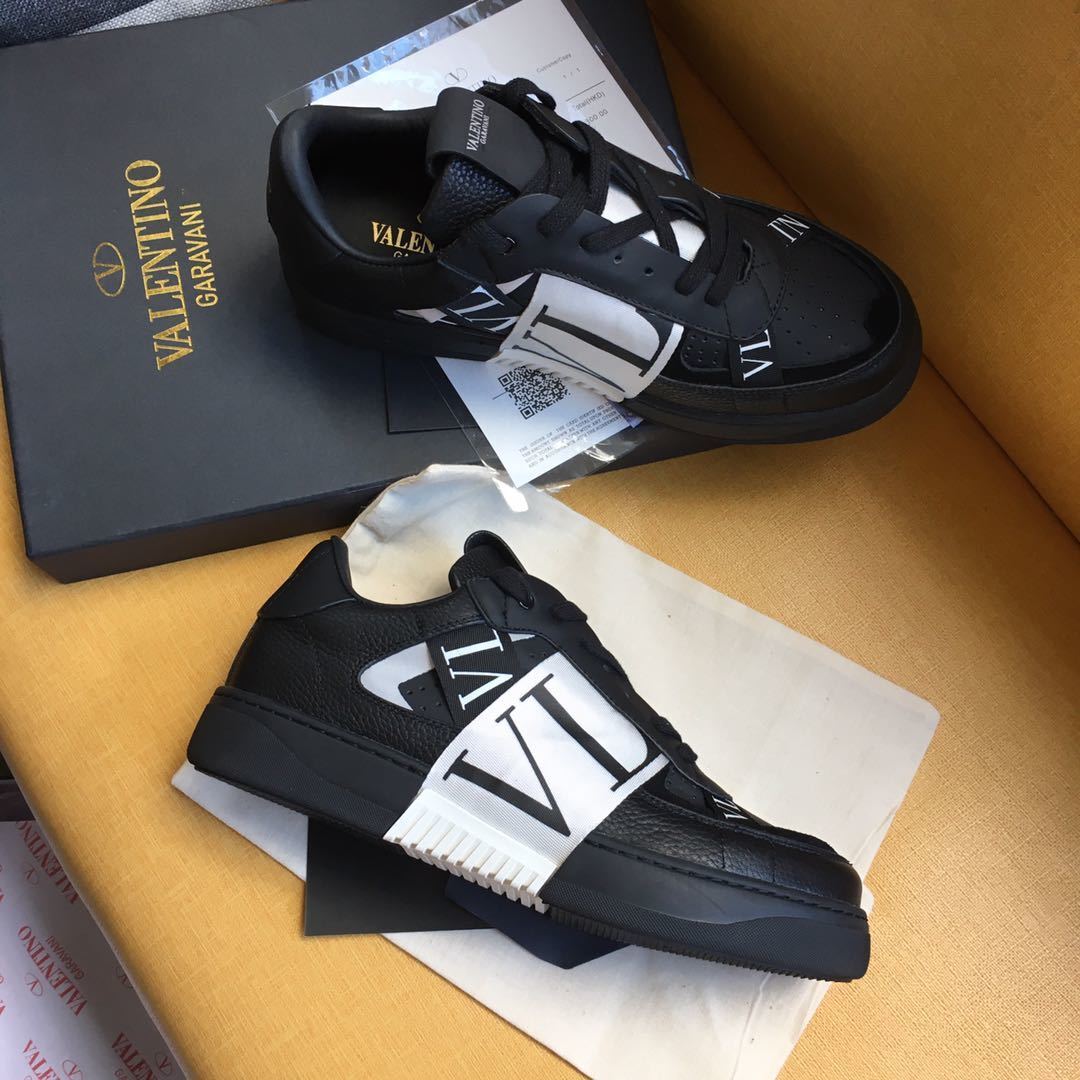 Valentino Unisex Sneakers VLTN Logo Luxury Fashion Sneakers