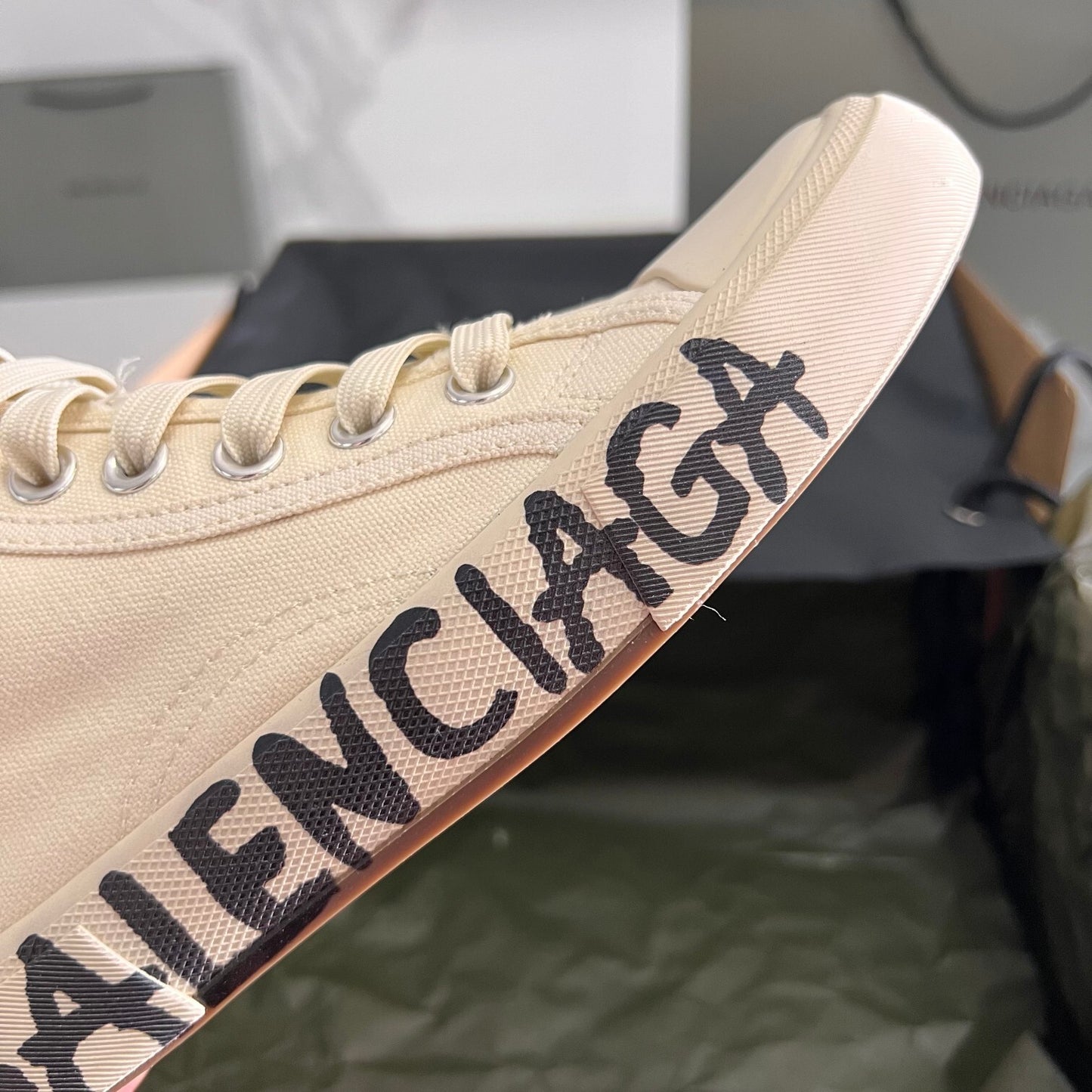 Balenciaga Unisex Beige High-Top Canvas Sneakers with Brand Logo Sole for Elevated Street Luxury
