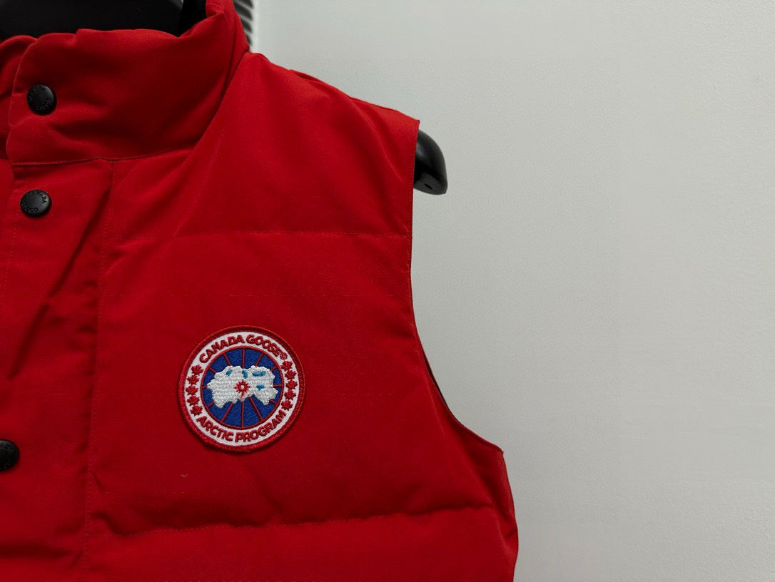 Canada Goose Red Down Vest: A Stylish And Warm Winter Essential