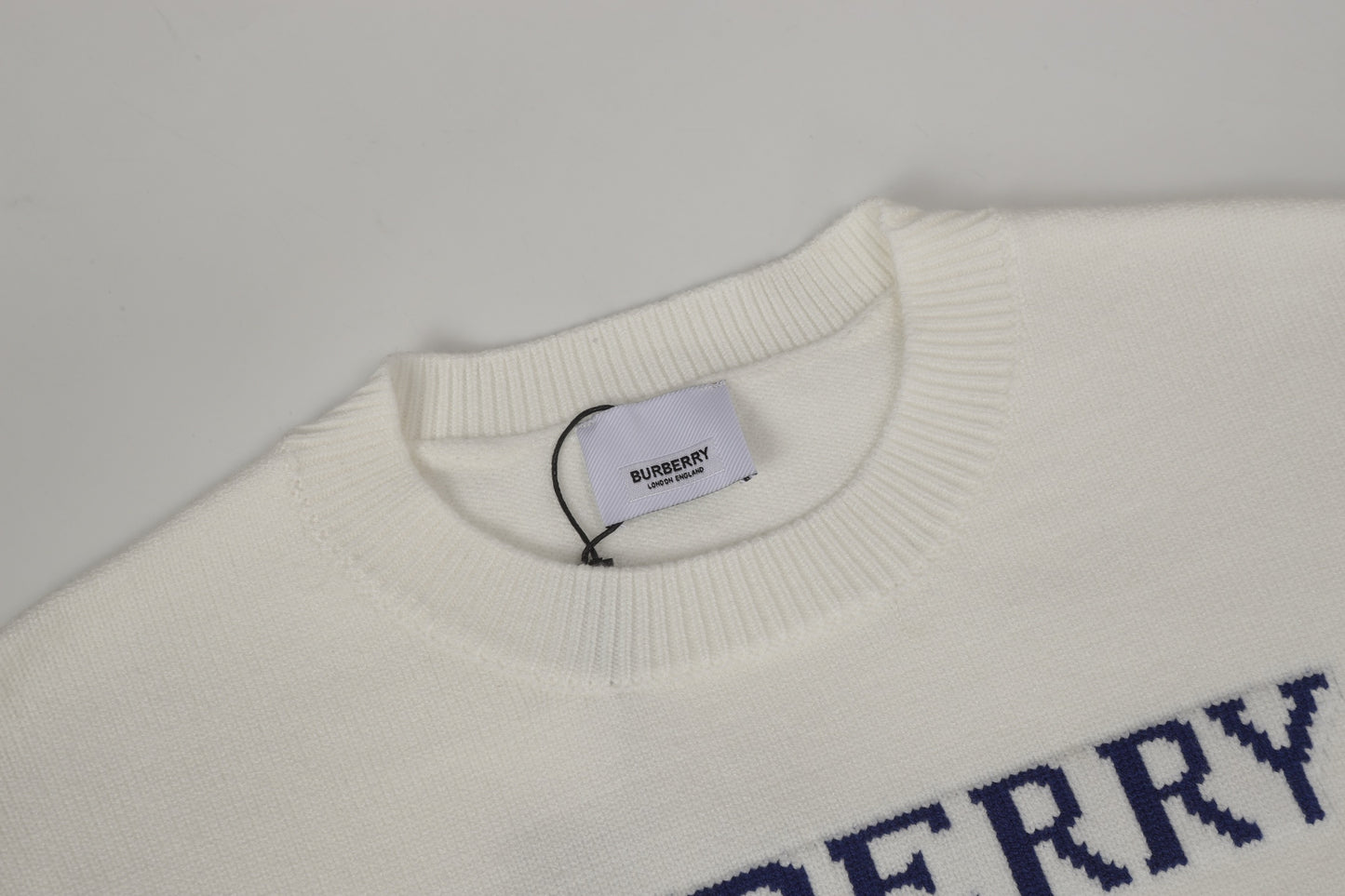 Burberry Men's White Crew Neck Sweater With Equestrian Design