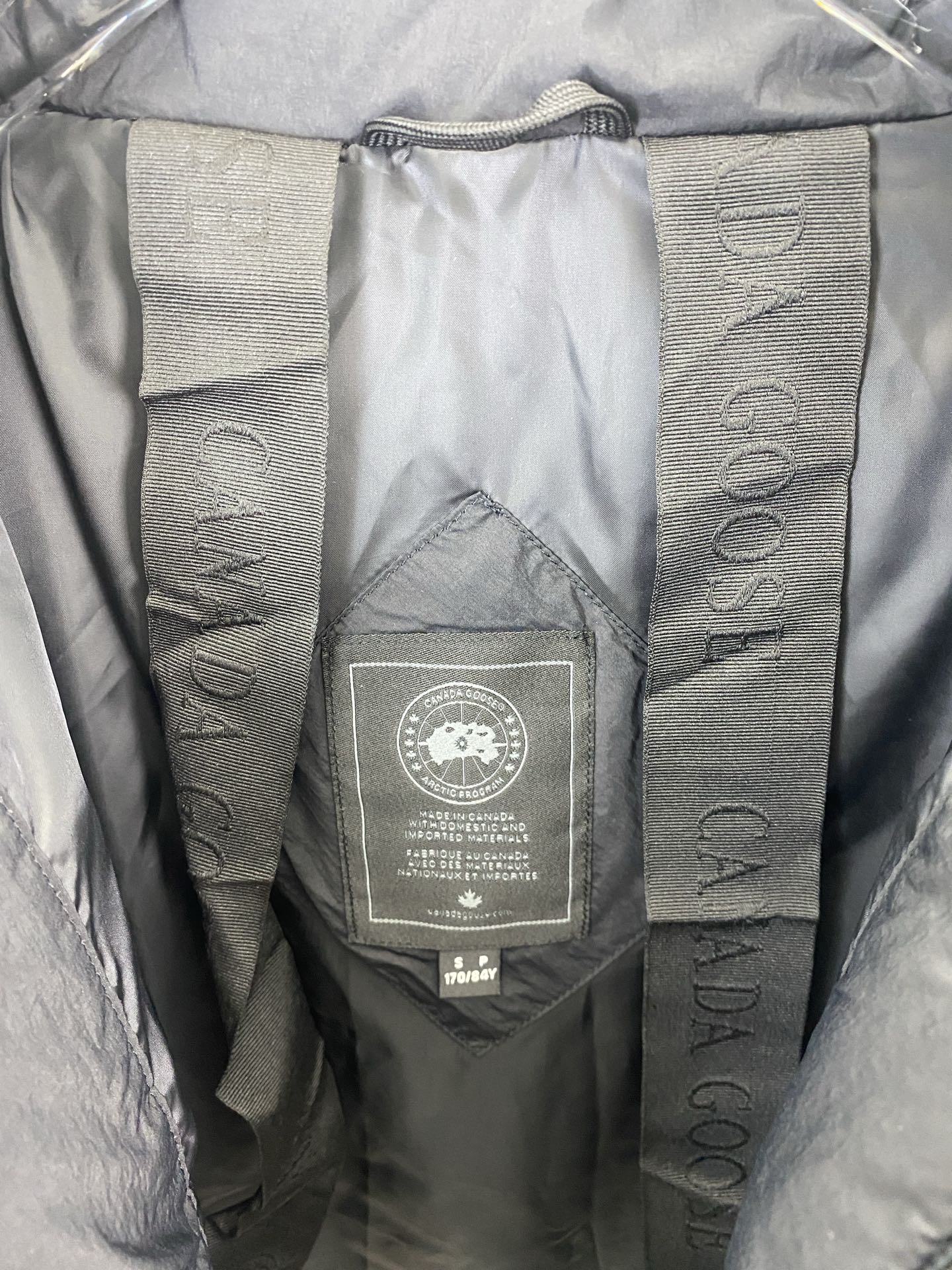 Stylish Canada Goose Grandview Women's Puffer Jacket for Winter