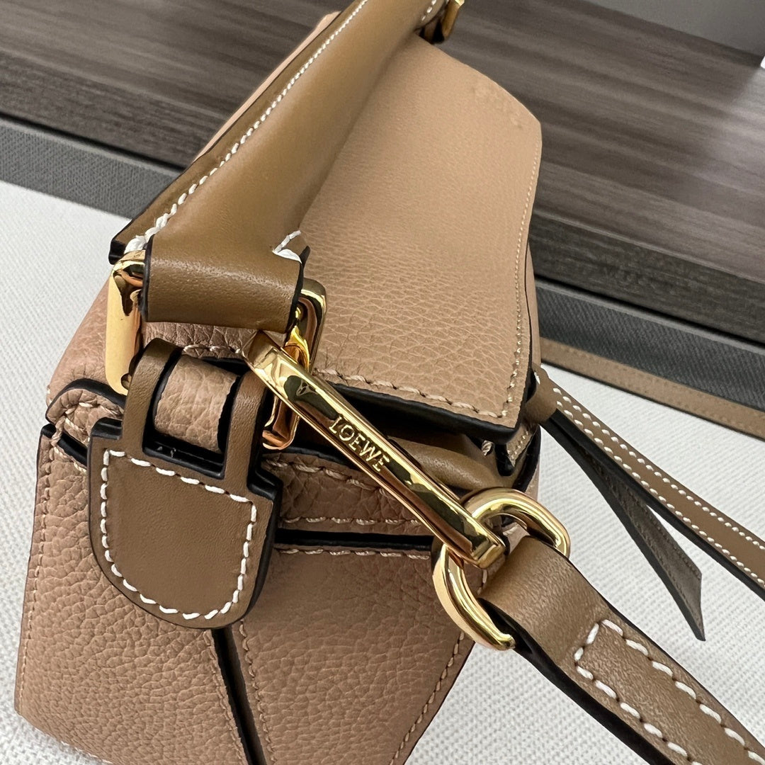 Loewe Beige Puzzle Bag With Geometric Panels And Dual Straps 061838