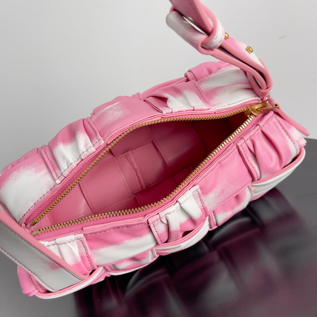 Bottega Veneta Pink And White Tie Dye Woven Leather Shoulder Bag For Trendy Fashionistas BV73622