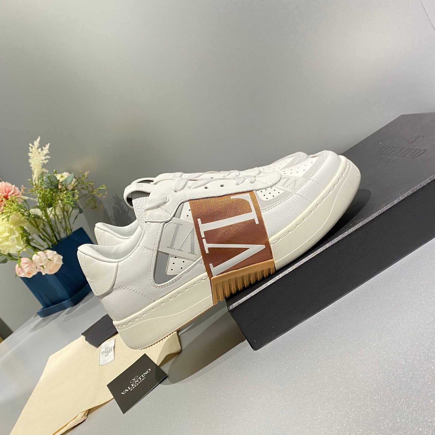 Valentino Unisex Sneakers VLTN Logo Luxury Fashion Sneakers