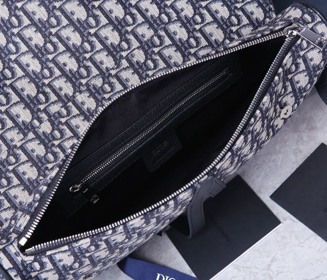 Chic Dior Saddle Bag Set With Signature Monogram And Detachable Pouch 93323