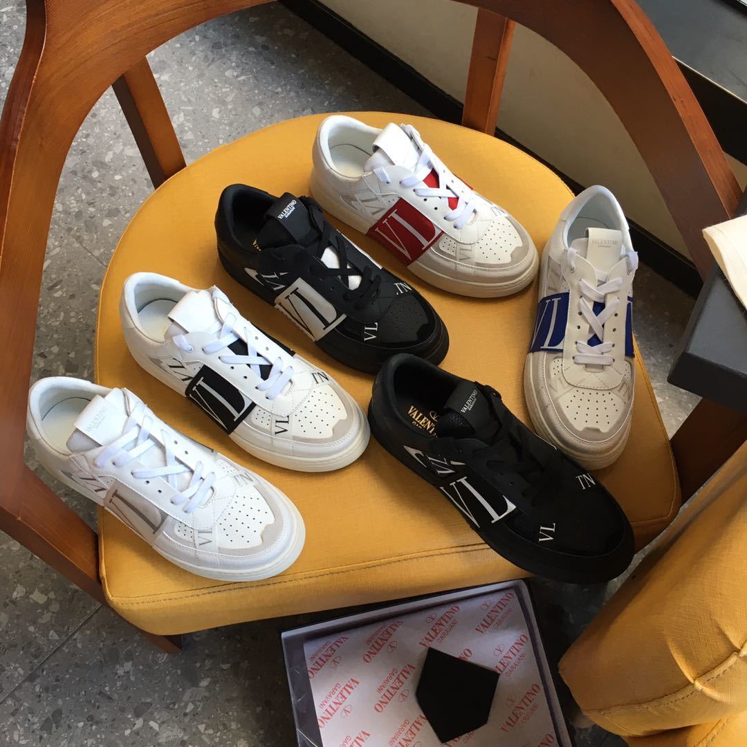 Valentino Unisex Sneakers VLTN Logo Luxury Fashion Sneakers