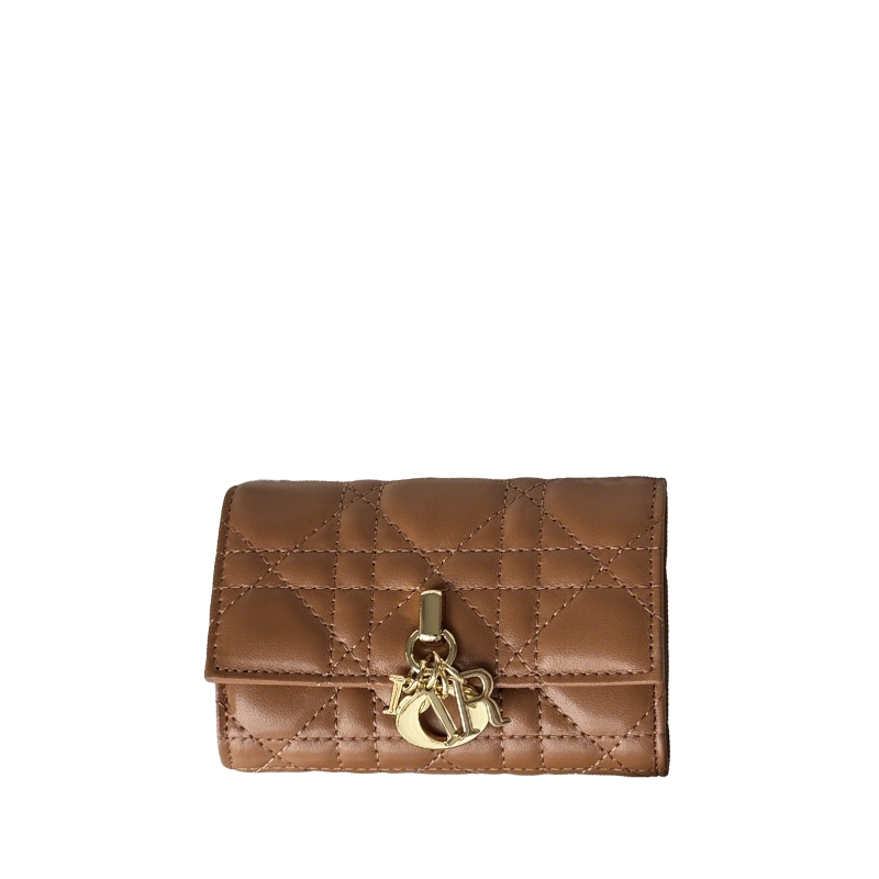 Chic Dior Wallet With Quilted Leather And Gold - Tone Logo Charm S0966ONMJ_M413