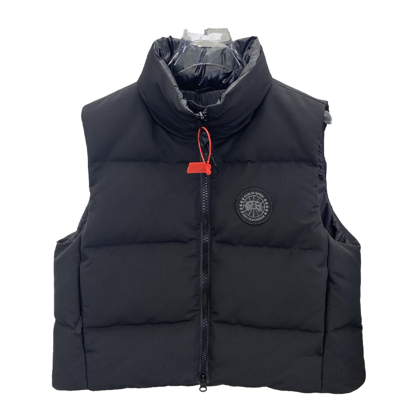 Women's Black Canada Goose Style Down Vest: Classic Winter Warmth