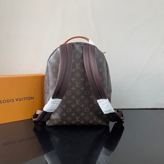 Classic Louis Vuitton Monogram Canvas Backpack Ideal for Fashion - Forward Daily Use