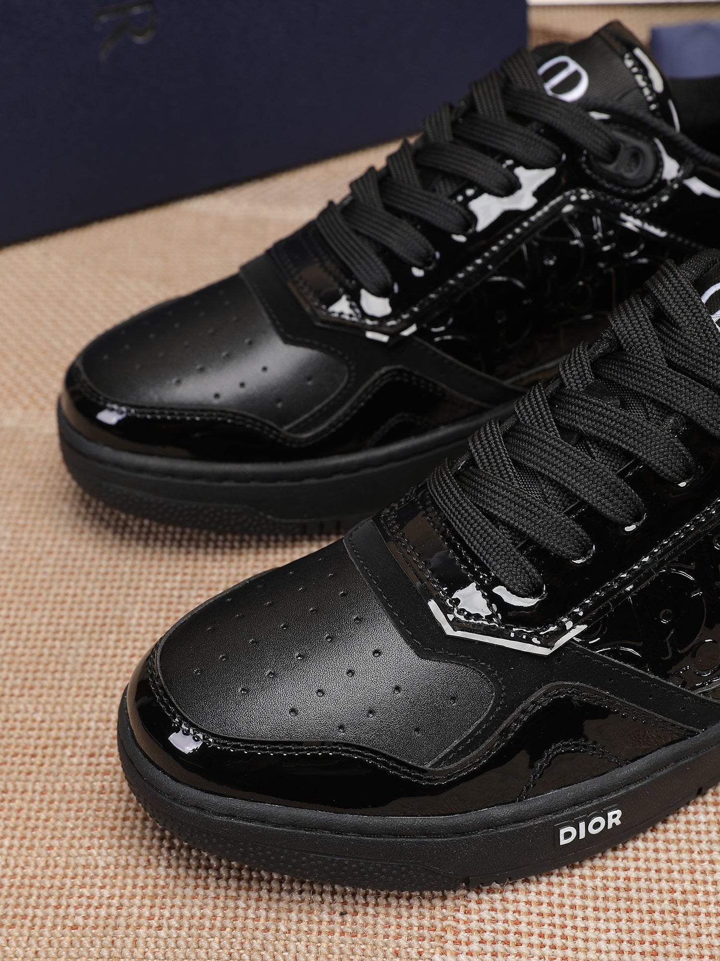 Dior Mens Sneakers Luxury Leather Casual Shoes With Oblique Pattern