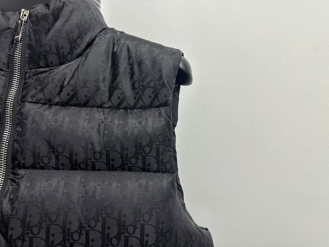 Chic Black Dior Puffer Vest for Stylish Cold - Weather Layering