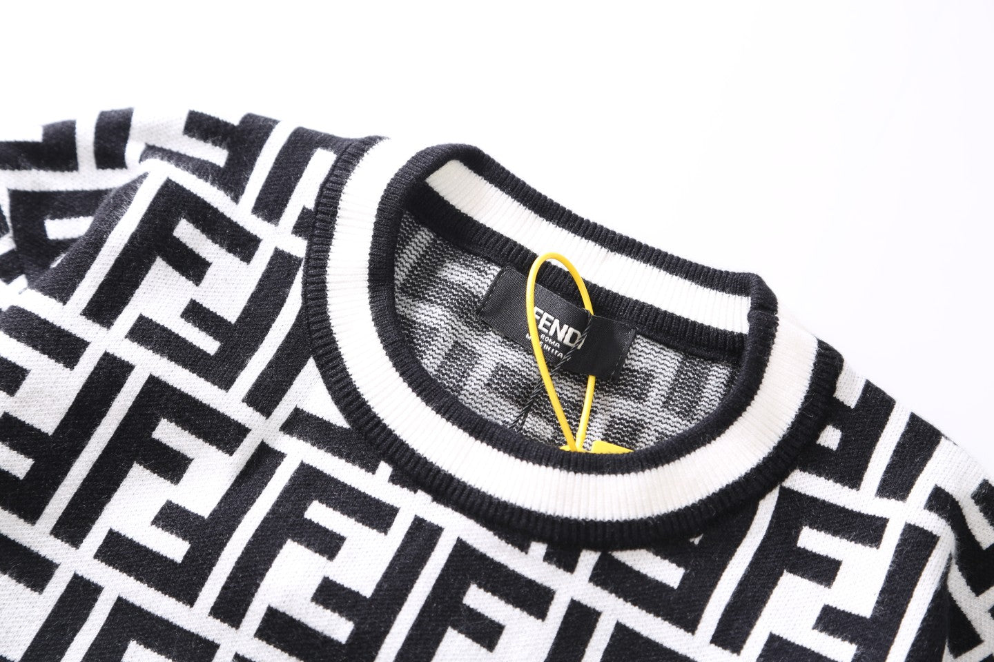 Fendi Black And White FF Pattern Crew Neck Long Sleeve Sweater