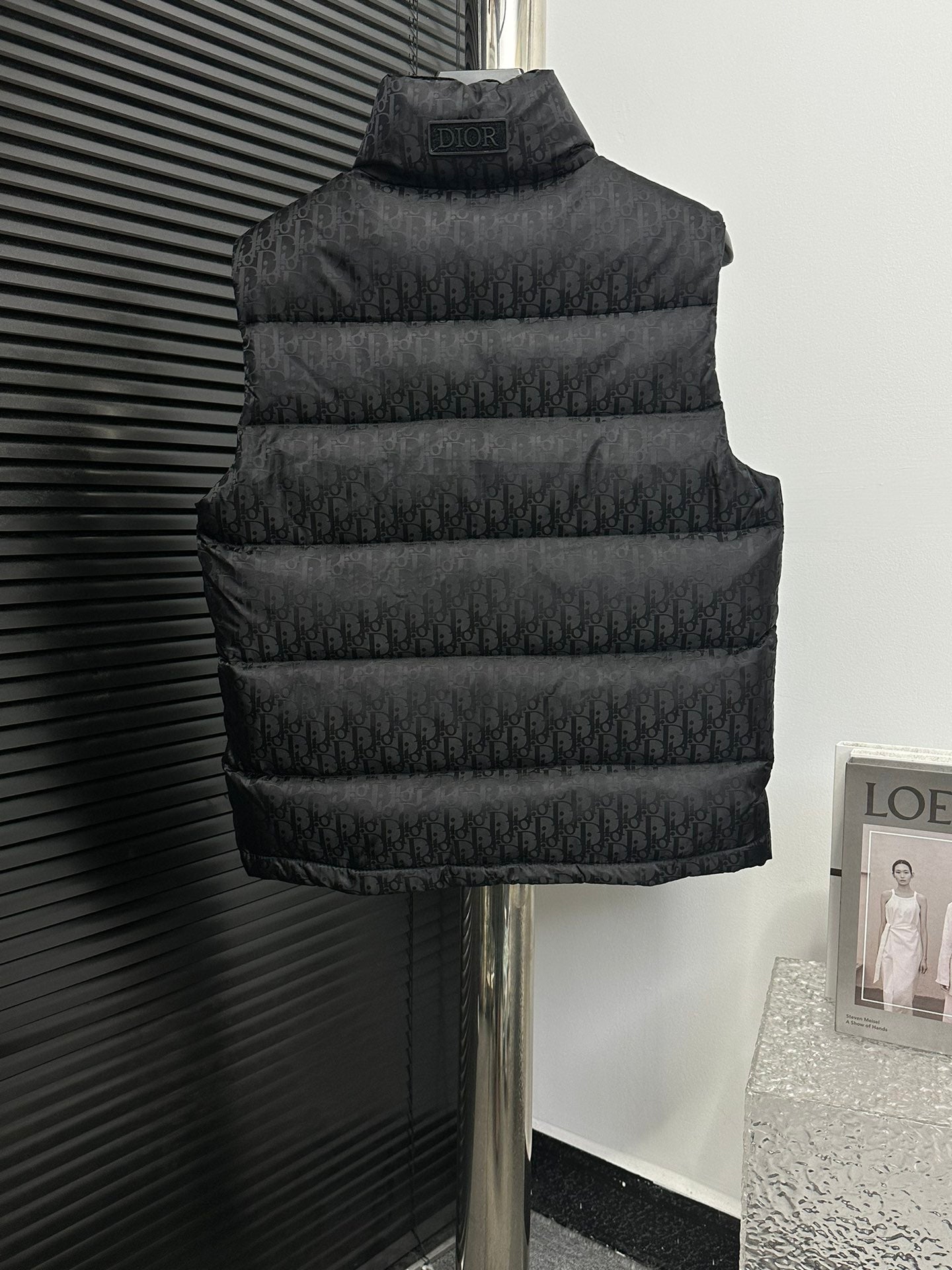 Chic Black Dior Puffer Vest for Stylish Cold - Weather Layering