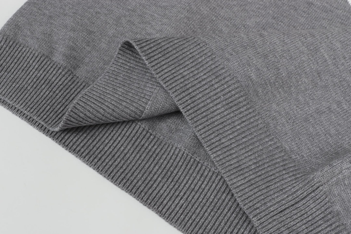 Burberry Men's Grey Crew Neck Sweater With Equestrian Print
