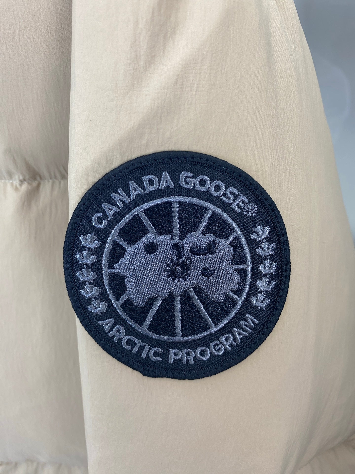 Canada Goose Grandview Women's Beige Down Jacket For Winter Warmth