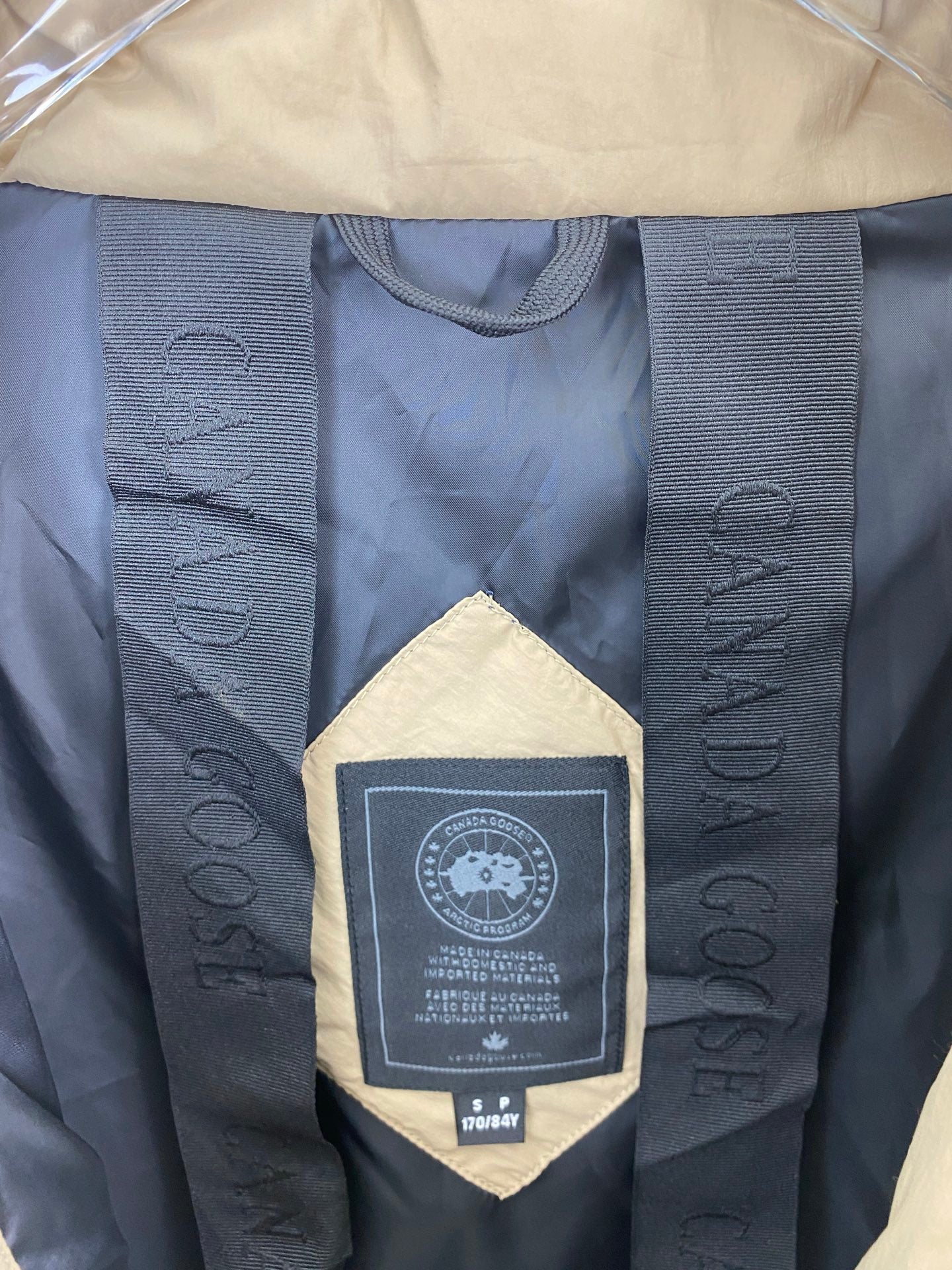 Canada Goose Grandview Women's Beige Down Jacket For Winter Warmth