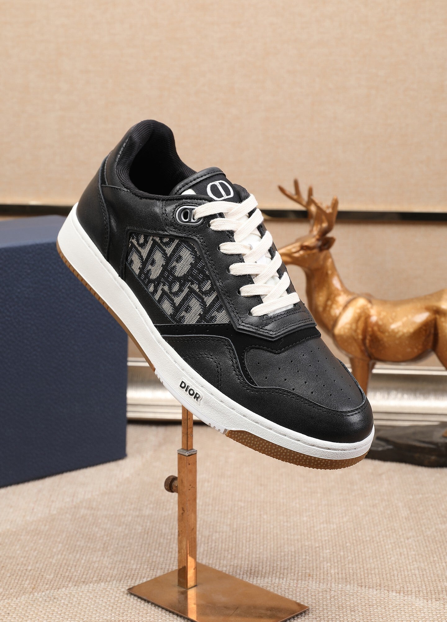 Dior Mens Sneakers Luxury Leather Casual Shoes With Oblique Pattern