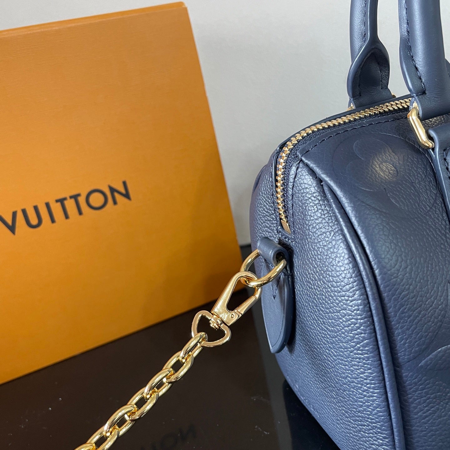 Elegant Louis Vuitton Speedy Bandoulière Bag In Navy Embossed Leather For Luxury Lovers
