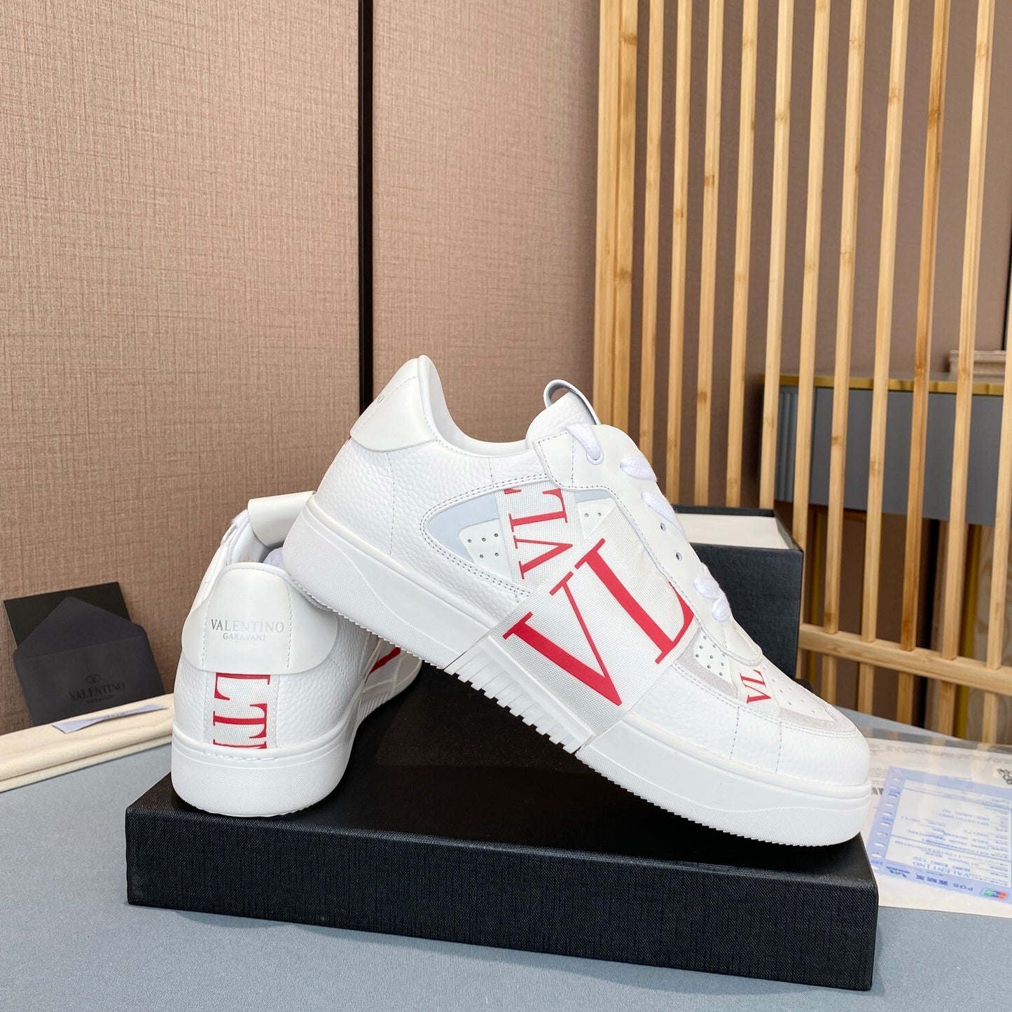 Valentino Unisex Sneakers VLTN Logo Luxury Fashion Sneakers