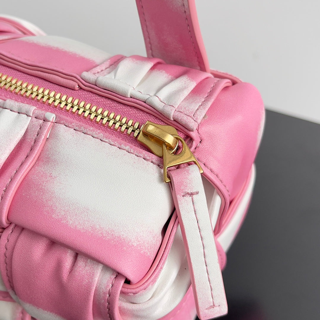 Bottega Veneta Pink And White Tie Dye Woven Leather Shoulder Bag For Trendy Fashionistas BV73622