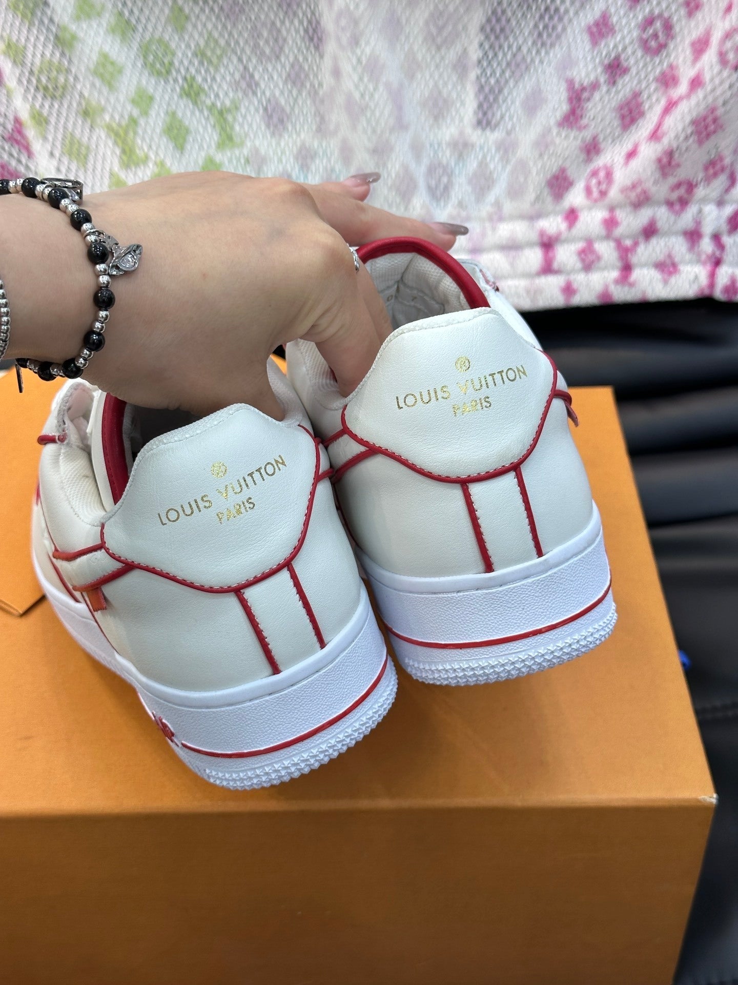 LV x Nike Collaborative Stylish And Comfortable Sneakers