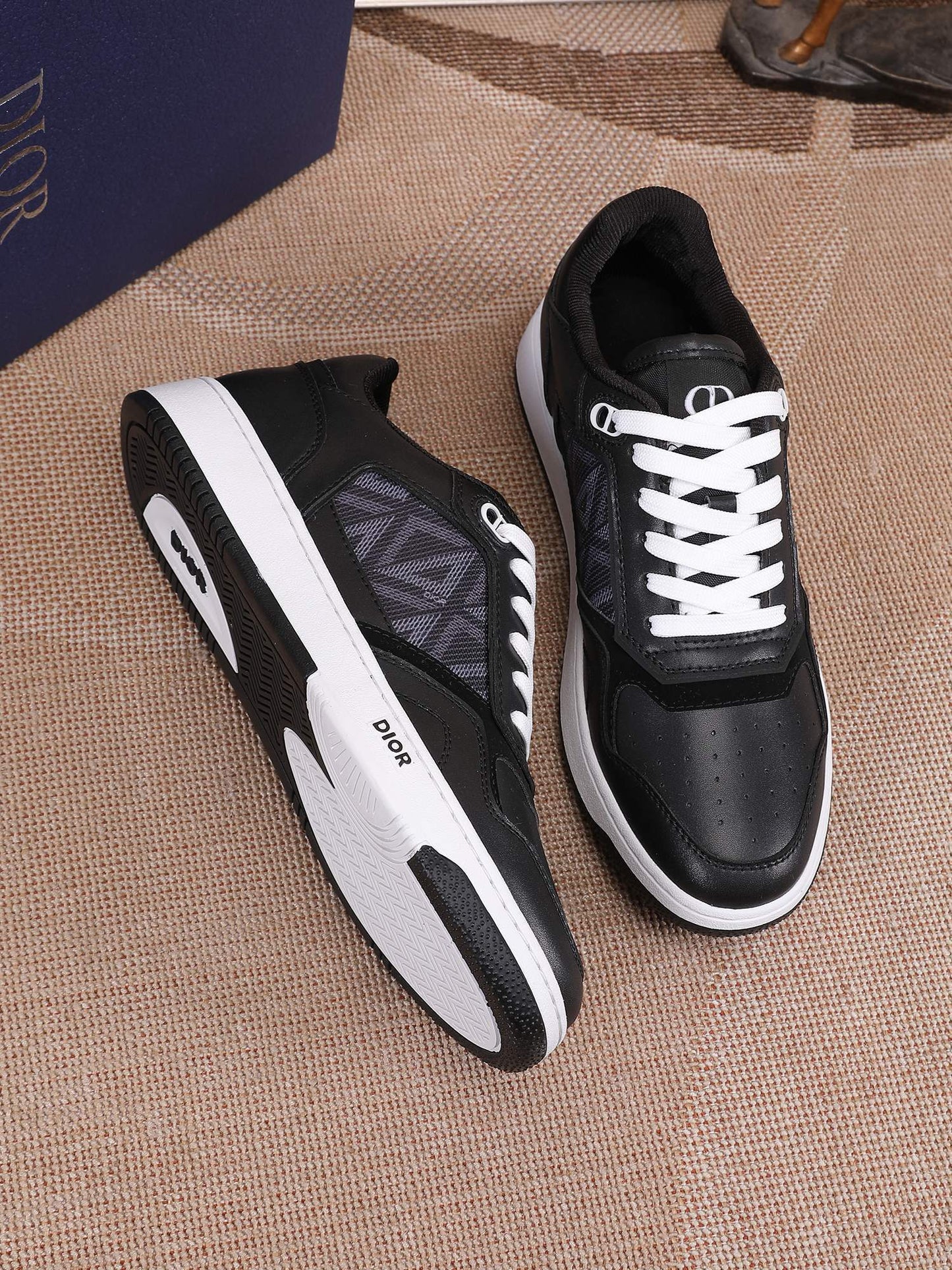 Dior Mens Sneakers Luxury Leather Casual Shoes With Oblique Pattern