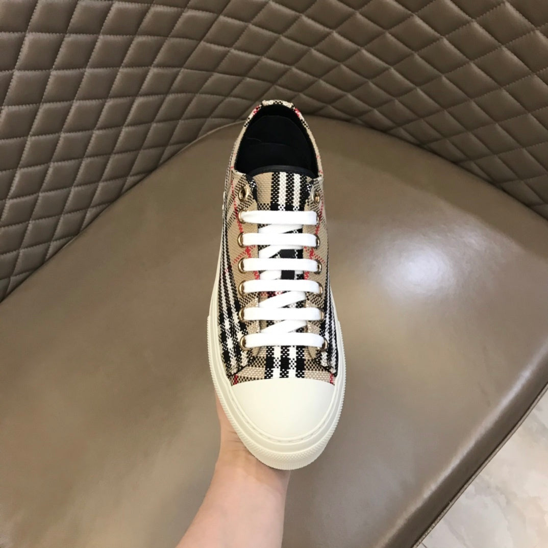 Burberry Unisex Classic Plaid Canvas Sneakers Fashionable Comfortable Footwear For Men And Women With Iconic Check Design
