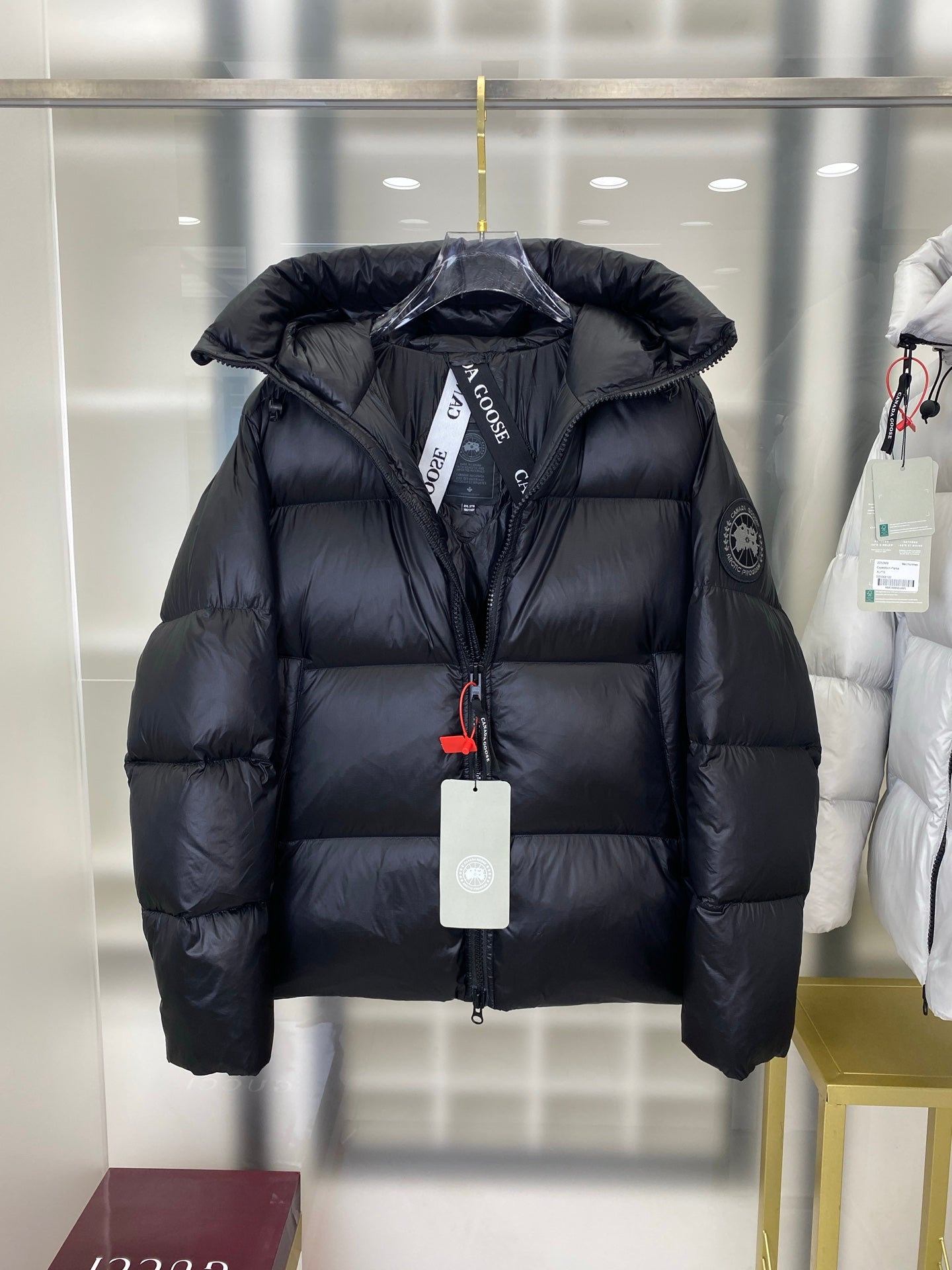 Canada Goose Crofton Puffer Jacket For Ultimate Cold - Weather Comfort