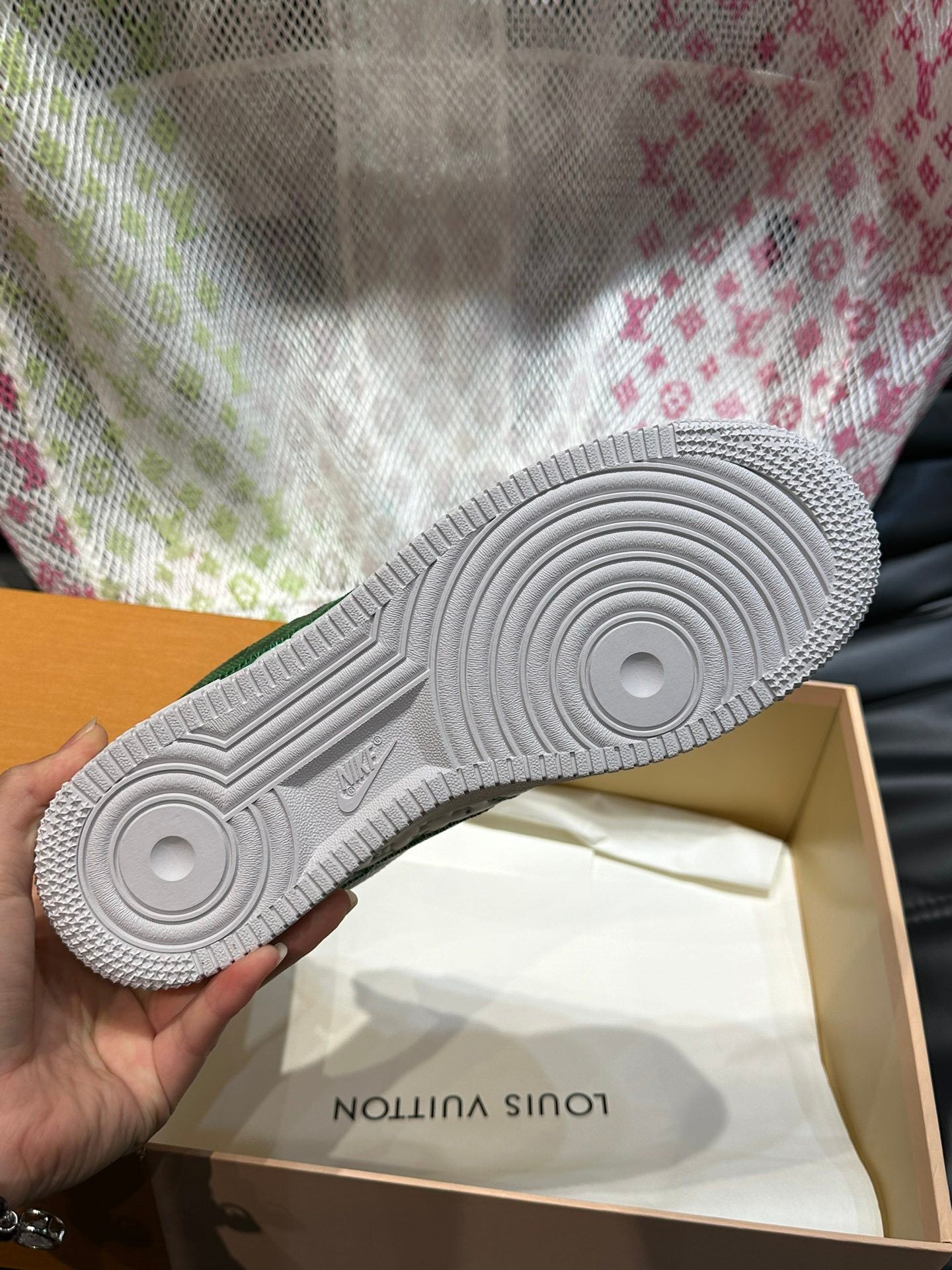 LV x Nike Collaborative Stylish And Comfortable Sneakers