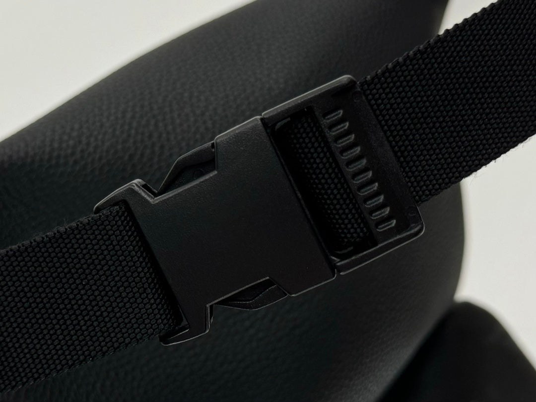 Black Balenciaga Waist Bag with Logo for Fashionable Daily Use Style No.406480