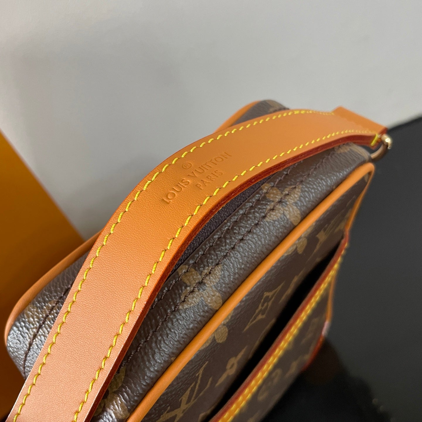 Louis Vuitton Monogram Canvas Crossbody Phone Bag Stylish Compact Accessory for Daily Use