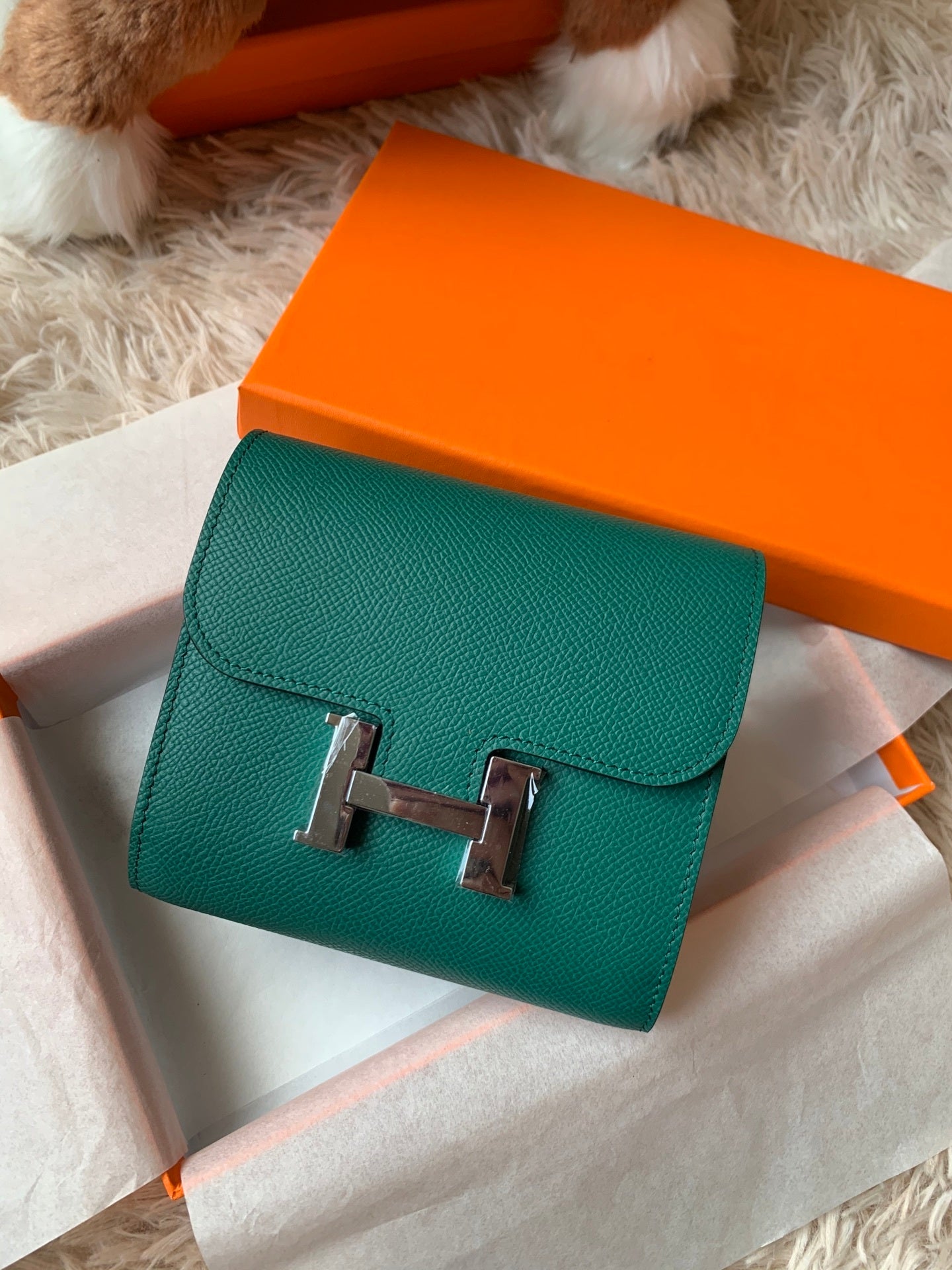 Elegant Brown Hermes Constance Wallet with Iconic H Buckle 1313